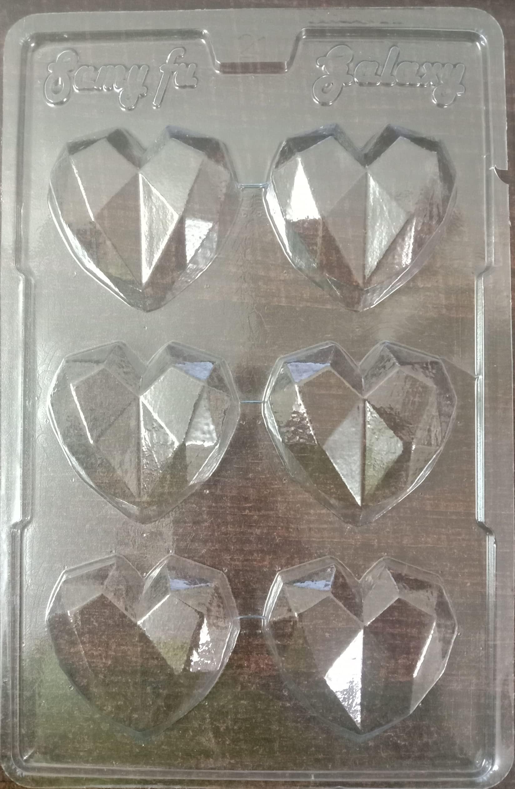 MASTER ROYAL BACKNCOOK TOOLSPlastic Chocolate Mould ( Heart Pinata)