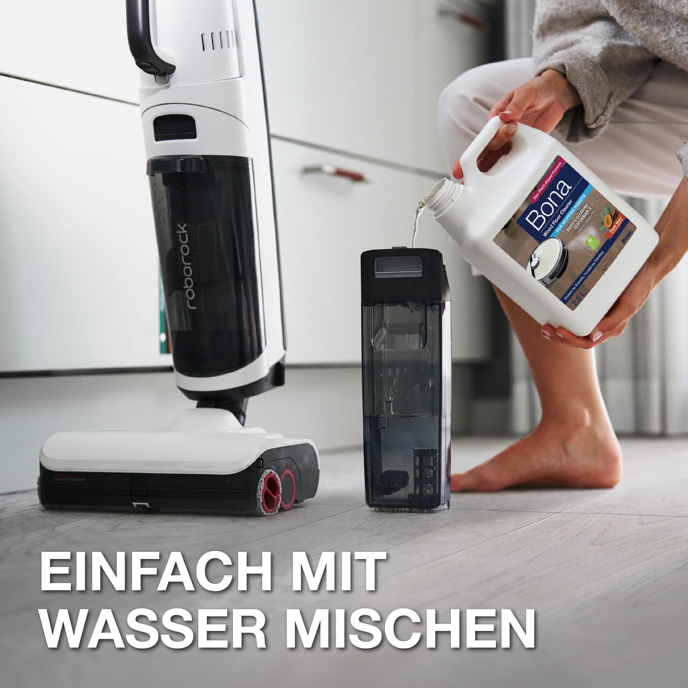 Bona Wischroboter Reinigungsmittel Bodenreiniger 2,5 L Parkettreiniger | Wischroboter & Saugroboter, Nass- & Trockensauger, Holzboden Konzentrat, Saugwischer Reinigungsmittel, Zedernholz-Duft