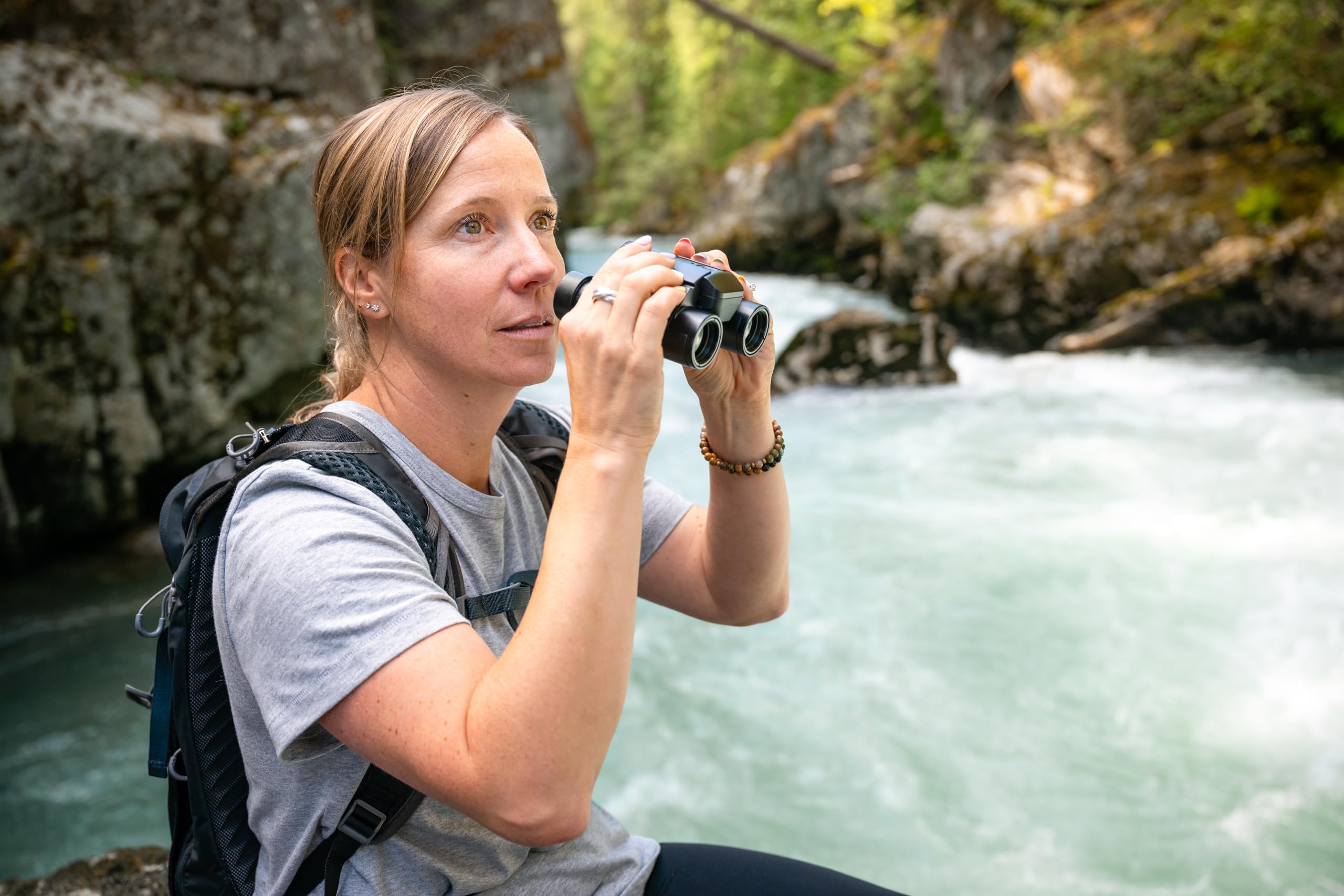 Nikon Fernglas STABILIZED 12X25 S (kompaktes und ultraleichtes Fernglas mit Bildstabilisierung)