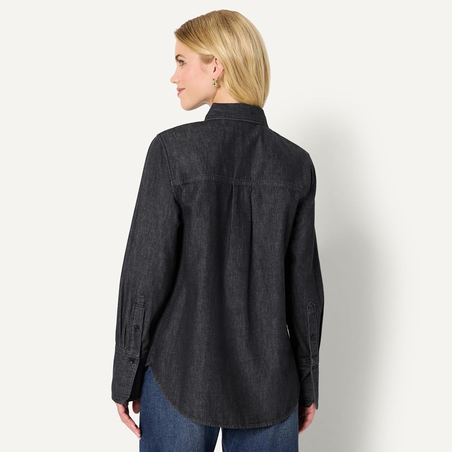 Amazon Essentials (Demi's Pick) Women's Oversized-Fit Denim Button-Down Shirt - Image 2