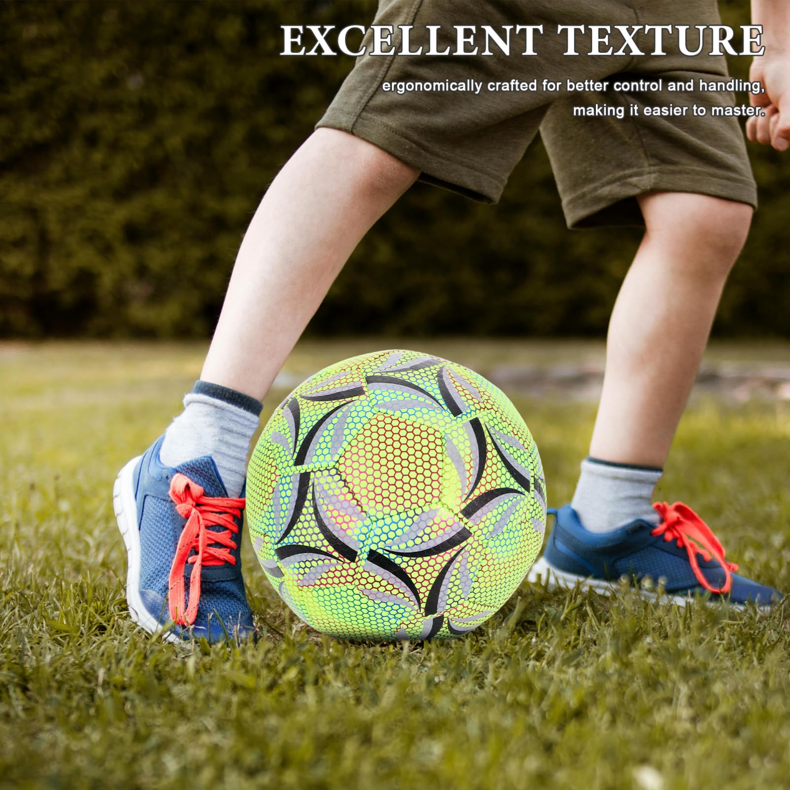 Abaodam Pallone da Calcio Design Fosforescente per Allenamento Giovanile e Adulti Resistente e Ergonomico per Miglior Controllo in Ambienti a Scarsa Luminosità