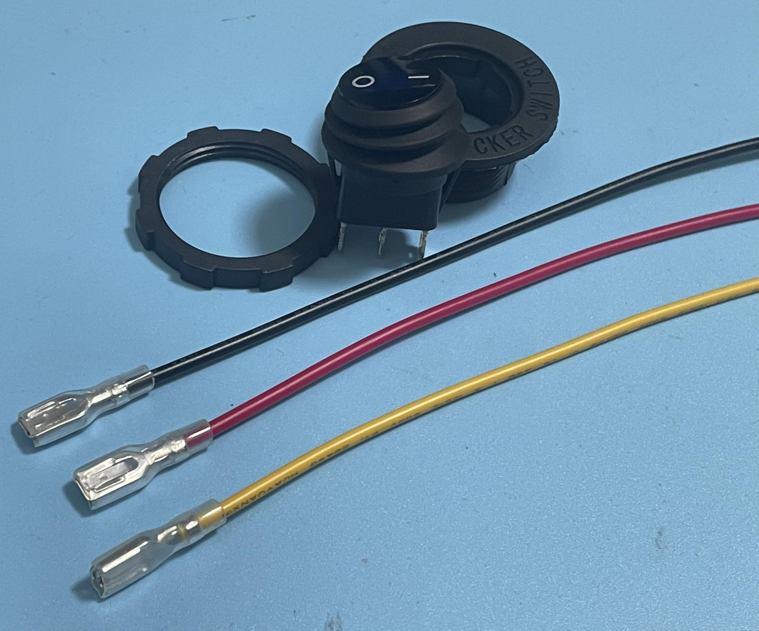 Emmui 3 pin 2 Position 20A 12V DC Round Waterproof Blue Lighted Rocker Switch for Household Electric Appliances,Automotive, Marine and Any Other Equipment That uses a 12 Volt DC Power Supply