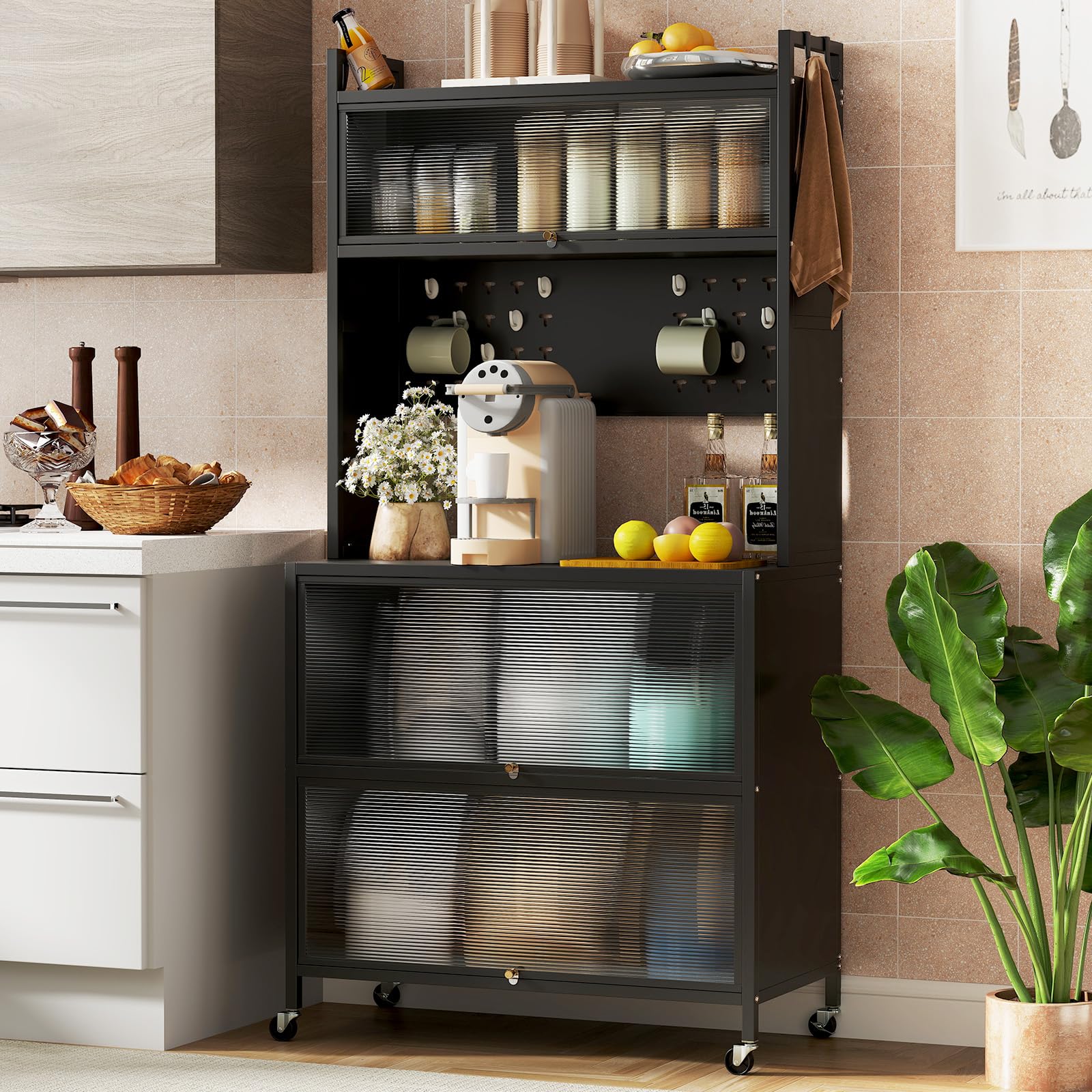 GIANTEX Küchenschrank Küchenregal 5-stufig mit Arbeitsplatte, Mikrowellenschrank mit Rollen, Küchenbuffet Buffetschrank mit Stecktafel & 4 Haken, Standregal Sideboard mit Klapptüren sichtbar