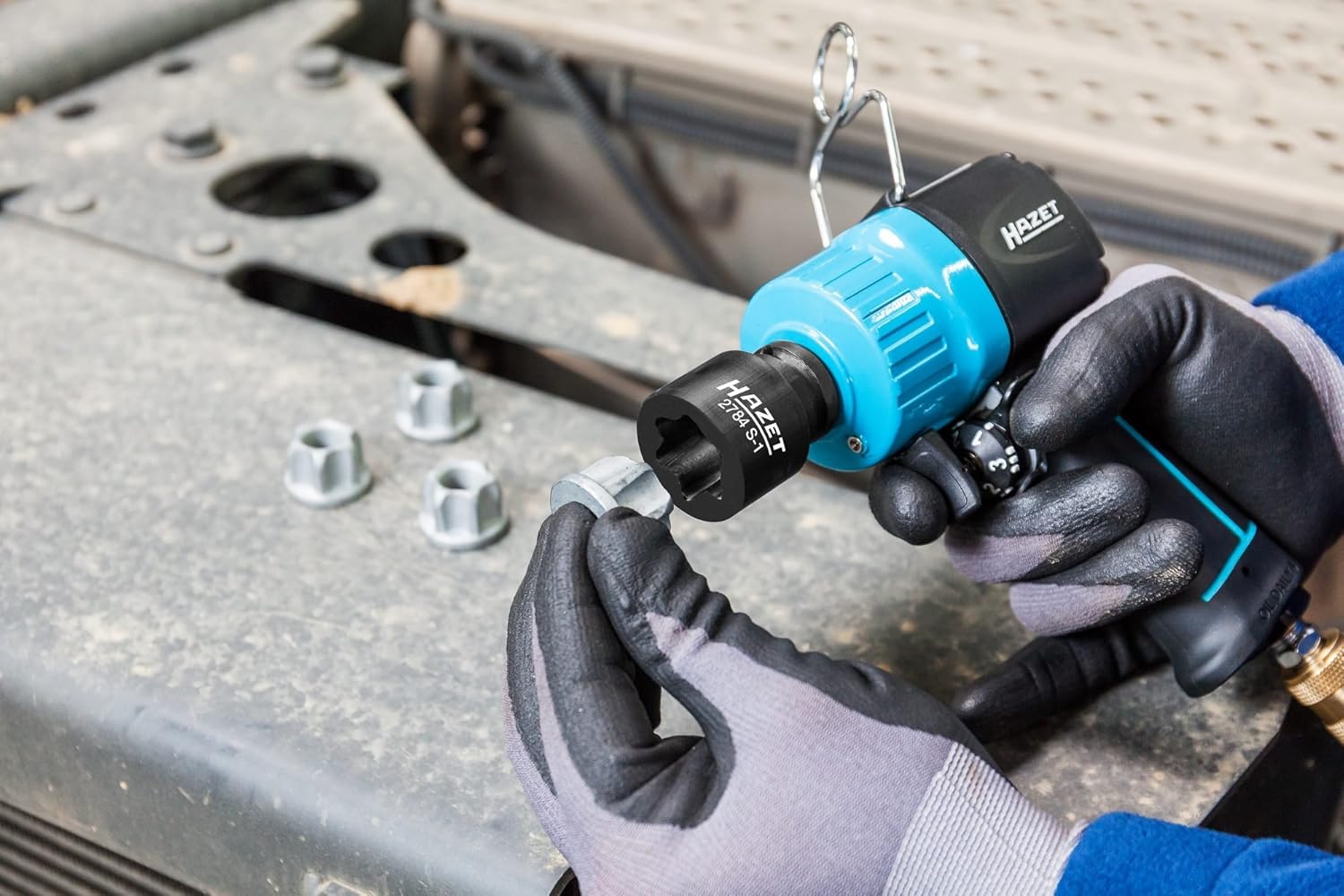 Hazet 2784S Impact – Screwdrivers Sockets with Special Pattern for Mercedes Benz Actros, Antos Arocs)