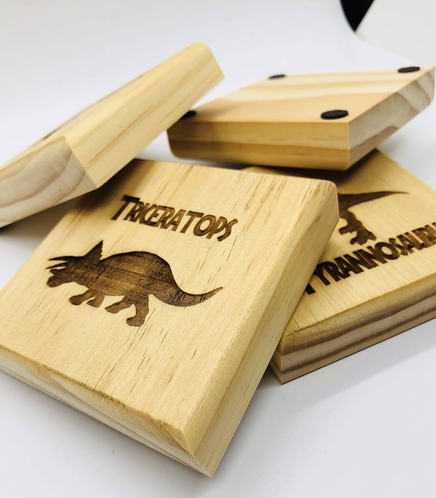 12個 恐竜の足跡 木製スライス 木材チップ 木製パレットコースター 厚3mm 12個 恐竜の足跡 木製スライス 木材チップ 木製パレット