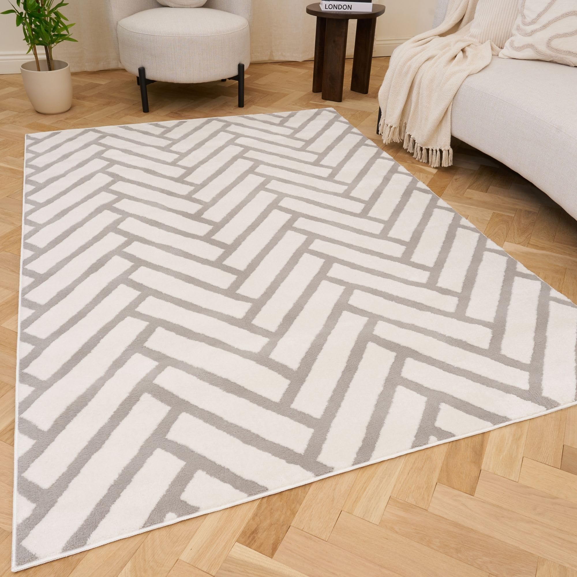 THE RUGS Living Room Rug, Loft Collection – Modern Textured 14mm Soft Pile Area Carpet, Non-Shedding & Easy Care [ Chevron Grey, 80x150 cm]