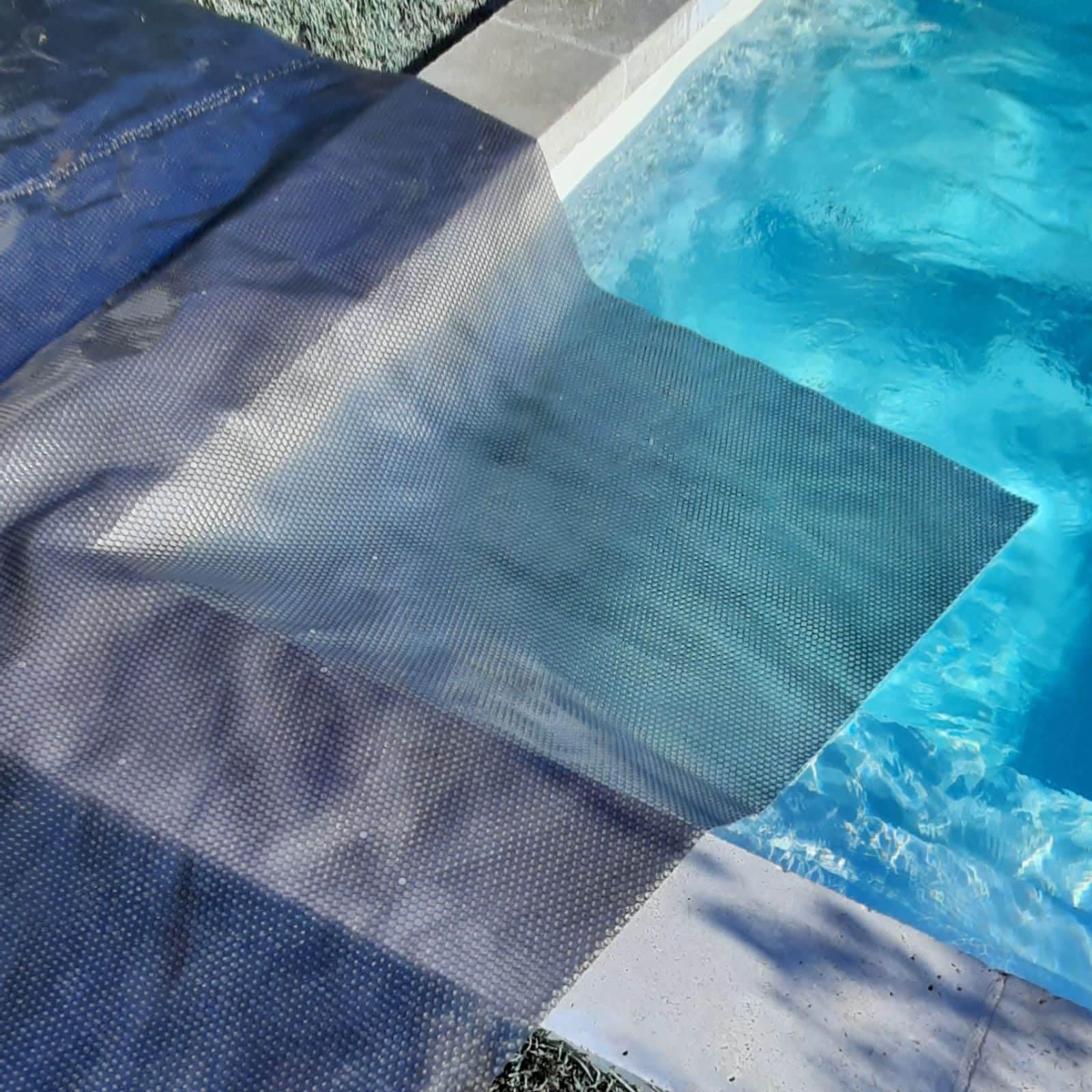 Bâche Solaire Piscine - Gris Silver - Rectangle - Epaisseur 350 Microns Haute Performance-Œillets Offerts-Idéale Piscine Hors Sol et Enterrée - Bache Piscine Solaire Bulles 4 x 2 m