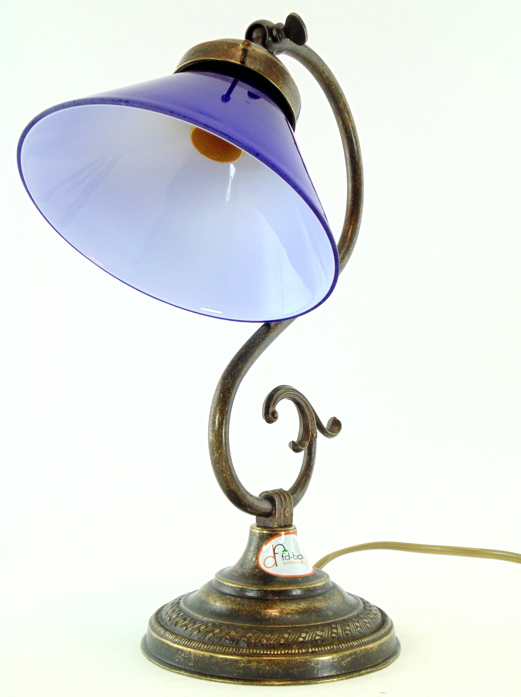 Lampada ottone da comodino,tavolo,scrivania,illuminazione per interni con paralume vetro blu s29 Misure: H 32cm, Ø vetro 15cm, Ø base 13cm