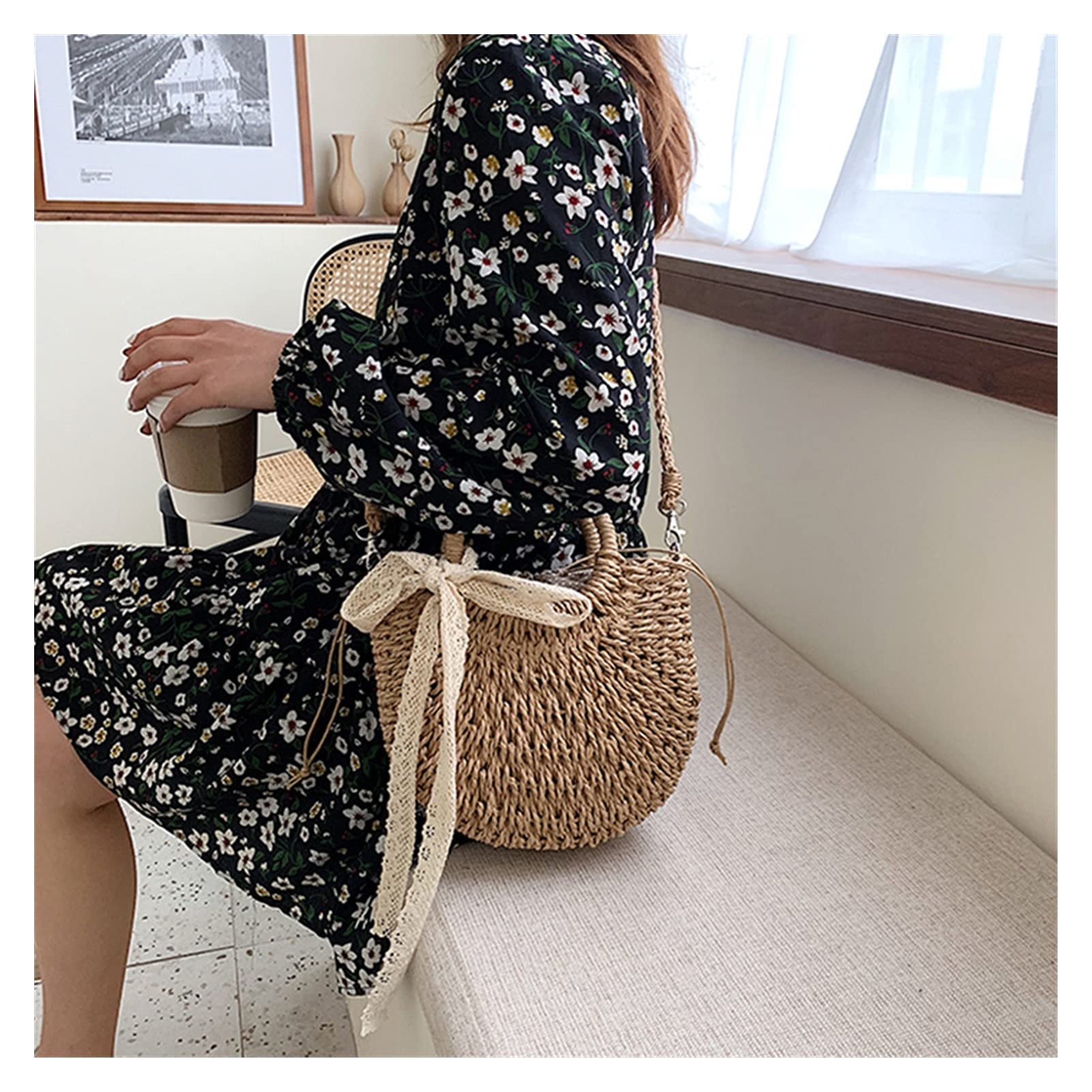 Bolso De Paja Hecho A Mano Con Cordón De Encaje En Forma De Media Luna