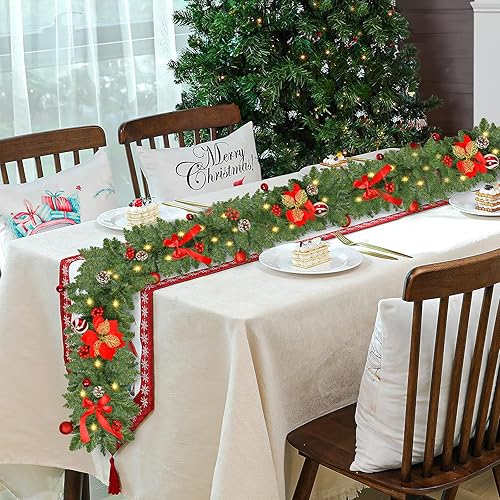 Miniatura 8 de Guirnalda de Navidad de 9 pies, guirnalda de Navidad a pilas con luces y temporizador, con piñas, bayas rojas, lazos, bolas de Navidad, 30 LED para