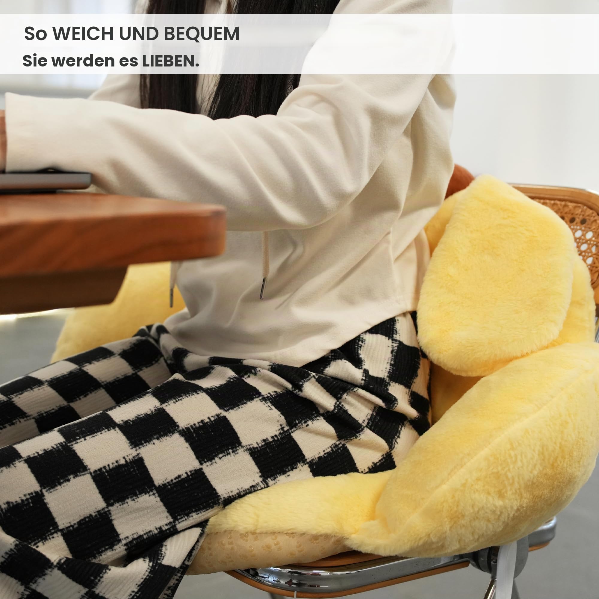 Juju Gelbes Kawaii-Plüschkissen, Bequeme Stuhlkissen, Kawaii-Raumdekoration, Sitzkissen für Schreibtischstuhlkissen, Bodenkissen, Spielzimmer-Dekoration, Gaming-Schreibtischzubehör, Bodenkissen (POM)