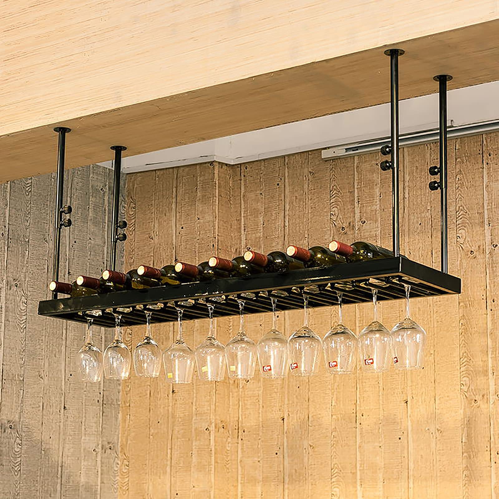 Porte-verres à pied suspendu ULAINE, l'excellence du design vintage en métal réglable