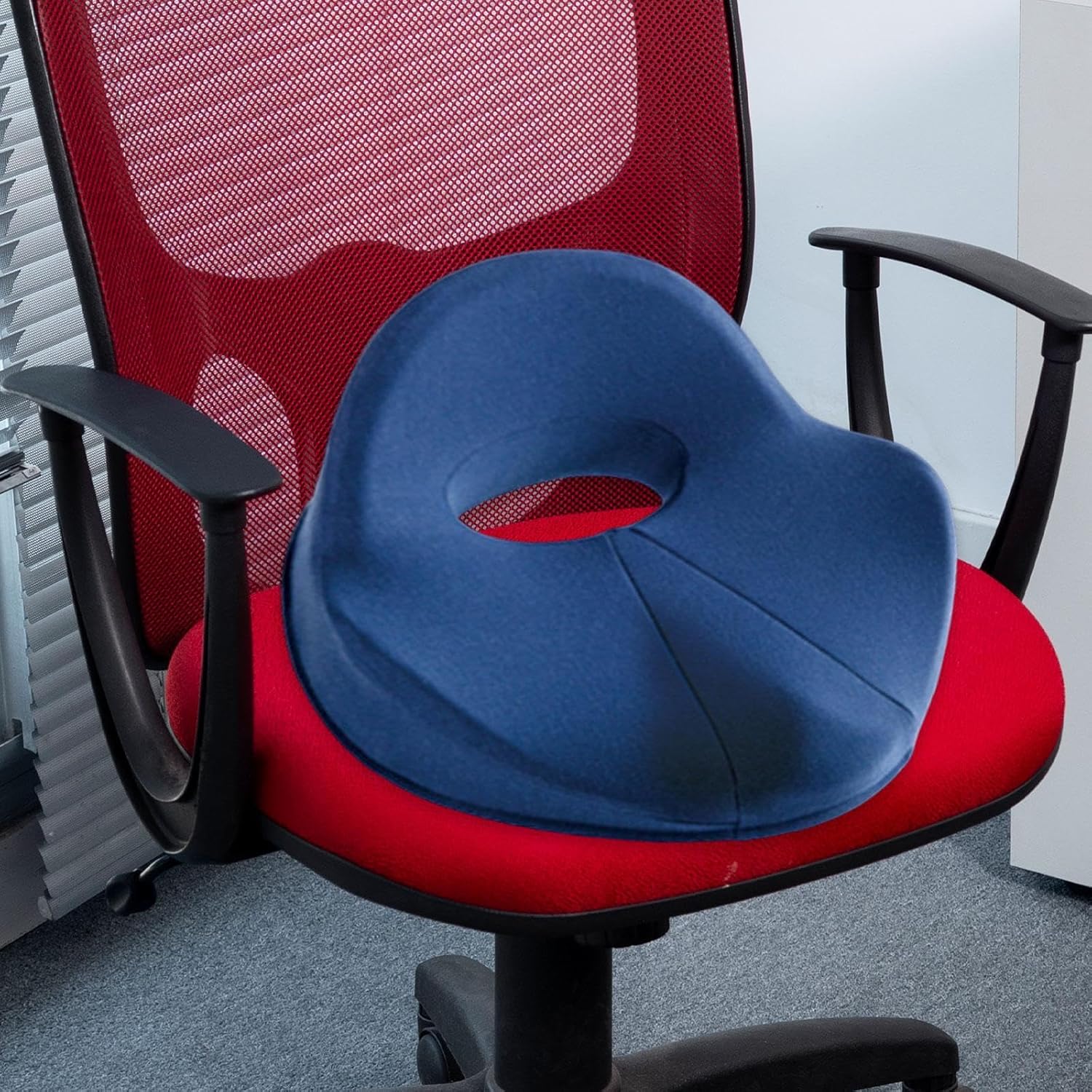 尾骨クッション 厚手クッション 滑り止め 快適 人間工学に基づいたシートクッション 椅子パッド 労働者 飛行機 長時間座る デスクチ