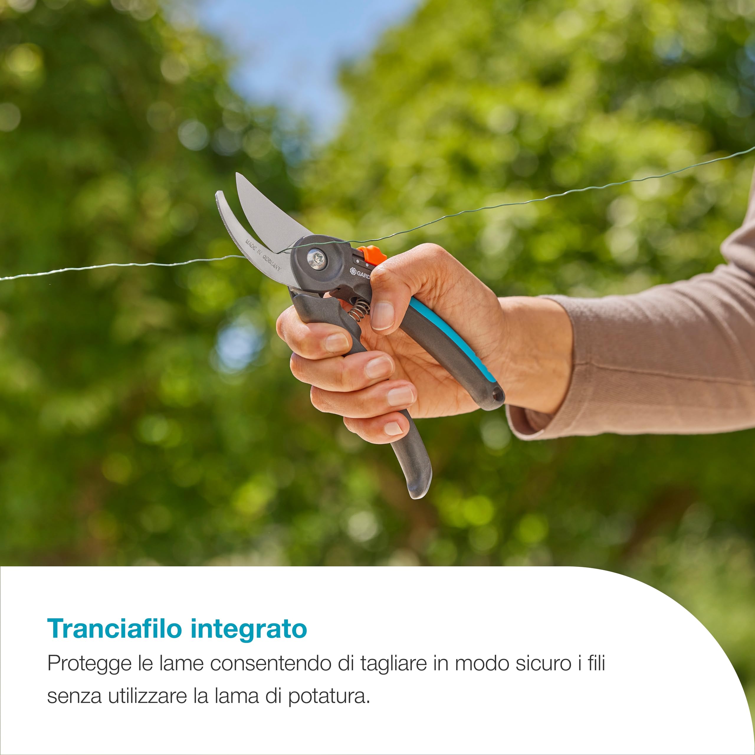 Gardena Forbici da giardino PremiumCut Flex, taglio bypass, per legno fresco, diametro di taglio 24 mm, impugnature ergonomiche, lame PowerCoating, made in Germany (12242-20)