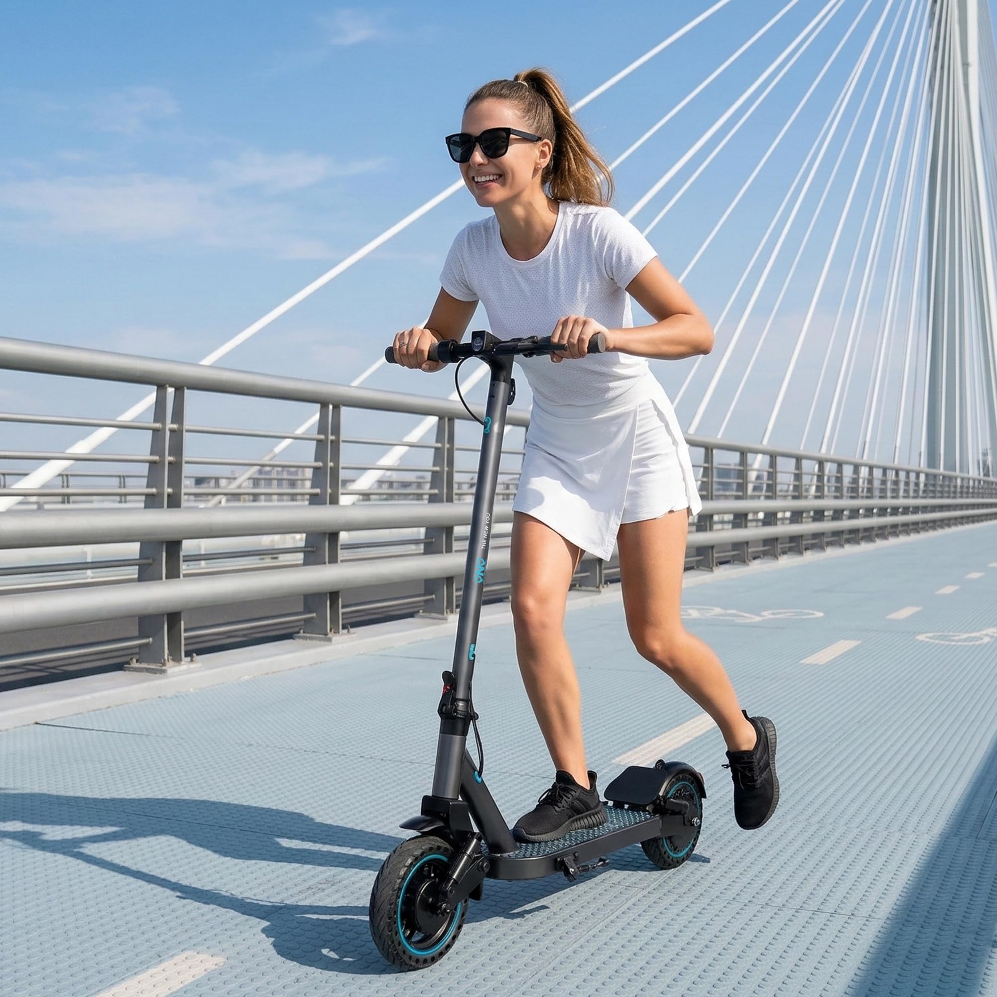 QnQ Trottinette Électrique Adulte Tout Terrain Puissante Moteur 800W, Batterie 10,4Ah, Autonomie 30-40KM Trotinette Electrique Ultra Légère Double Suspension Scooter Électrique Adulte