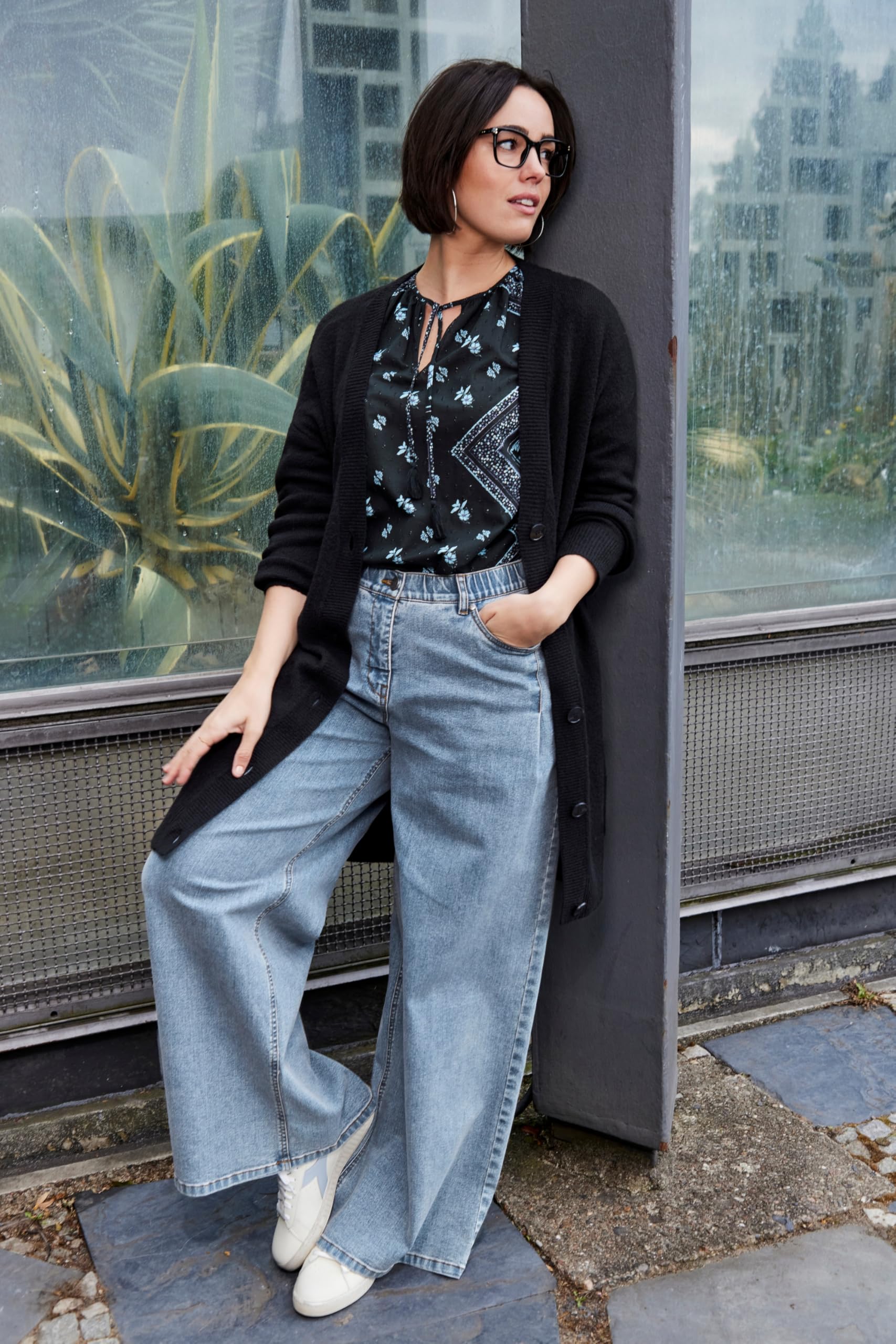 Ulla Popken Damen Strickjacke mit Knöpfen Strickjacke