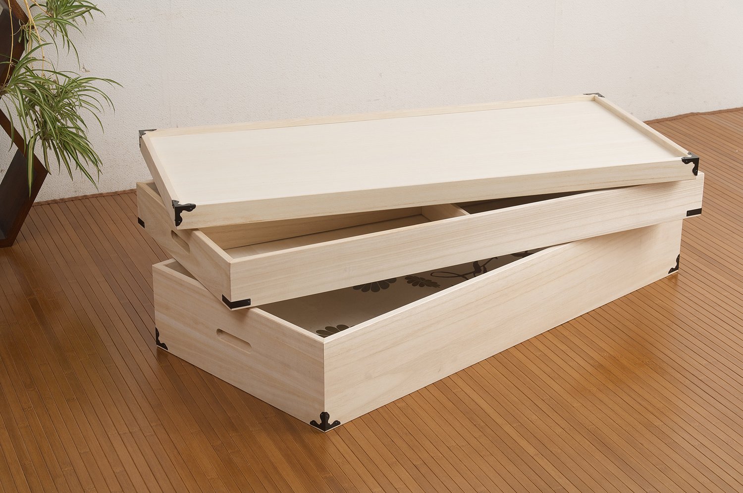 Amazon｜桐衣装ケース 桐衣装箱 (2段高さ27㎝)｜収納ケース・ボックス