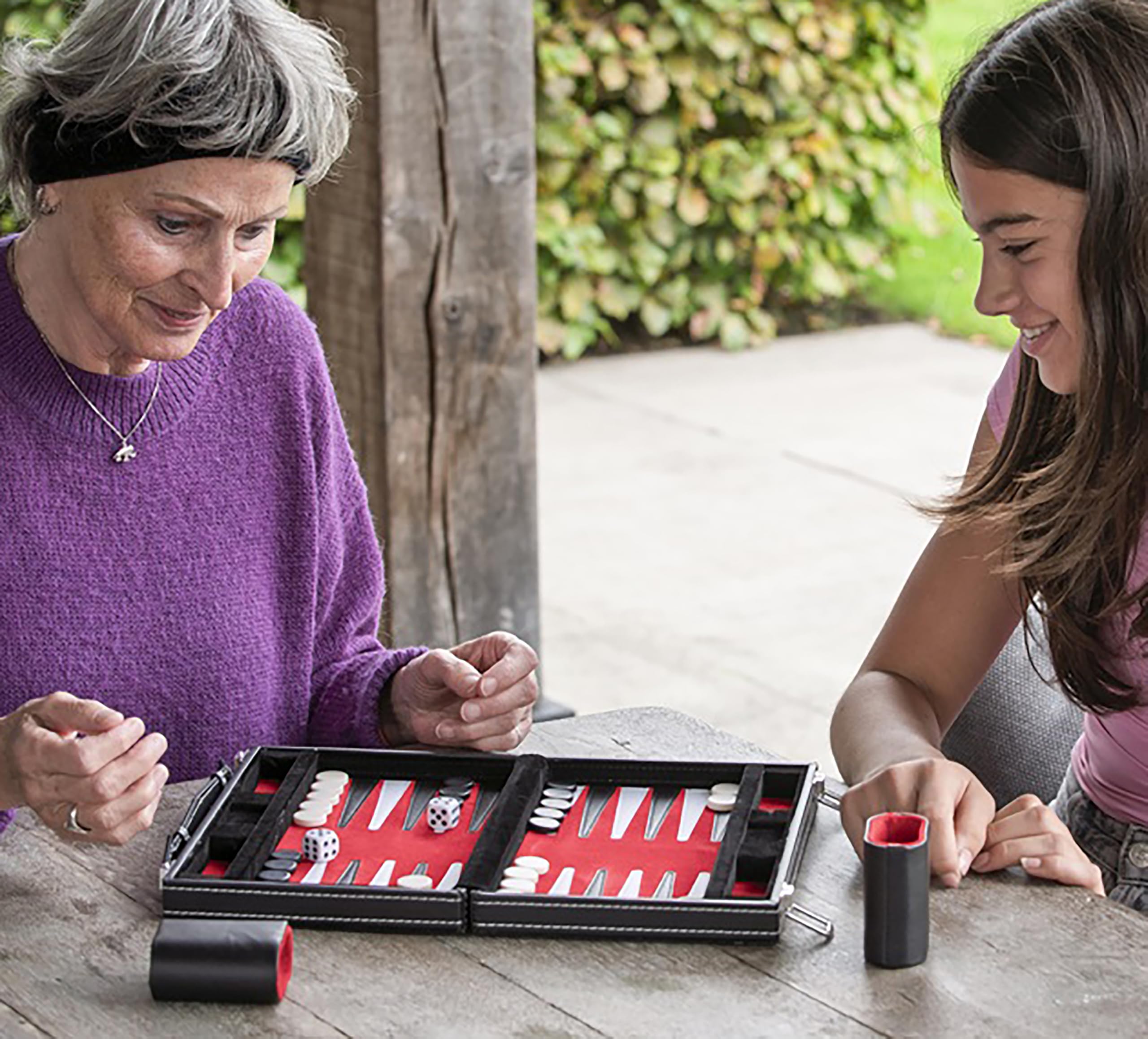 Engelhart - 250513 - Valigetta Backgammon 30 cm (11 Pollici) - Similpelle Rossa/Nera/Bianca con Interno in Velluto - Gioco da Tavolo Portatile per 2 Giocatori - Dai 6 Anni in Su