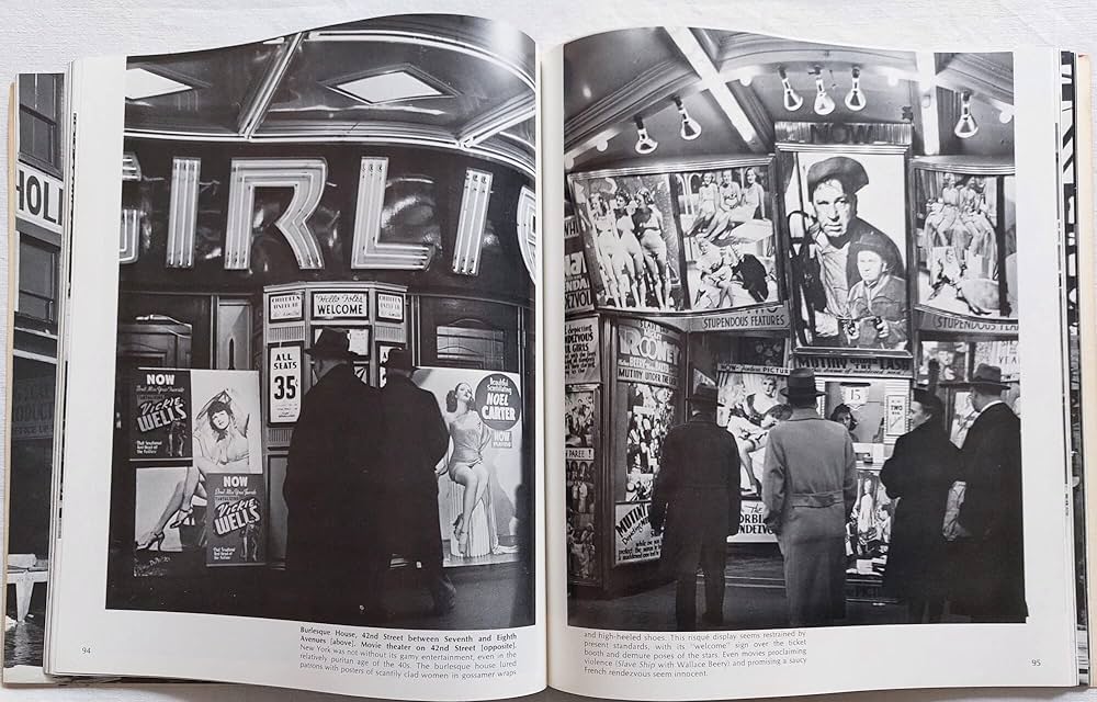 Amazon.com: New York in the Forties: 9780486235851: John von