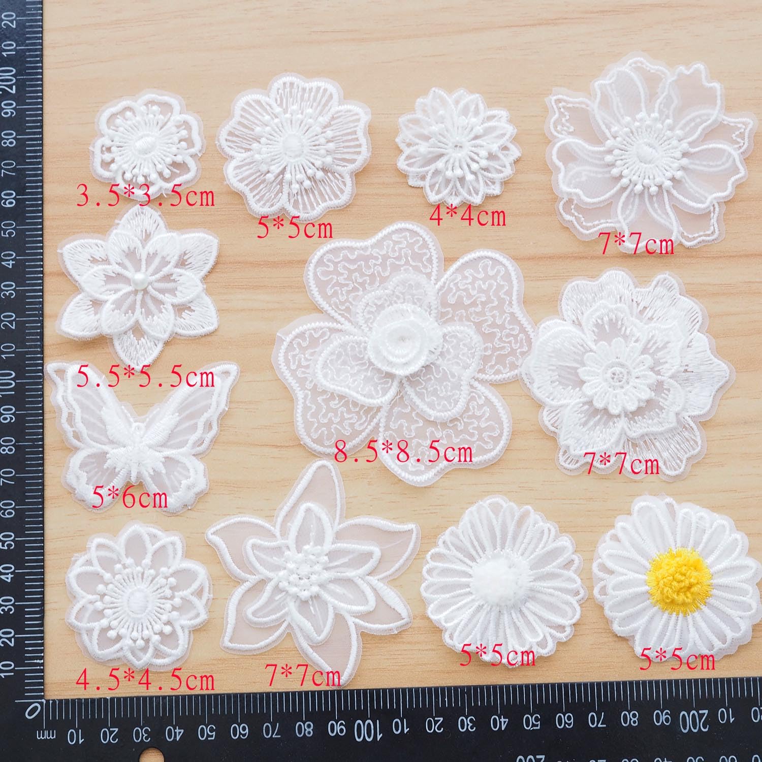 Amazon.co.jp: sempiterno 人気レース生地 刺繍花 花と蝶のパターン 
