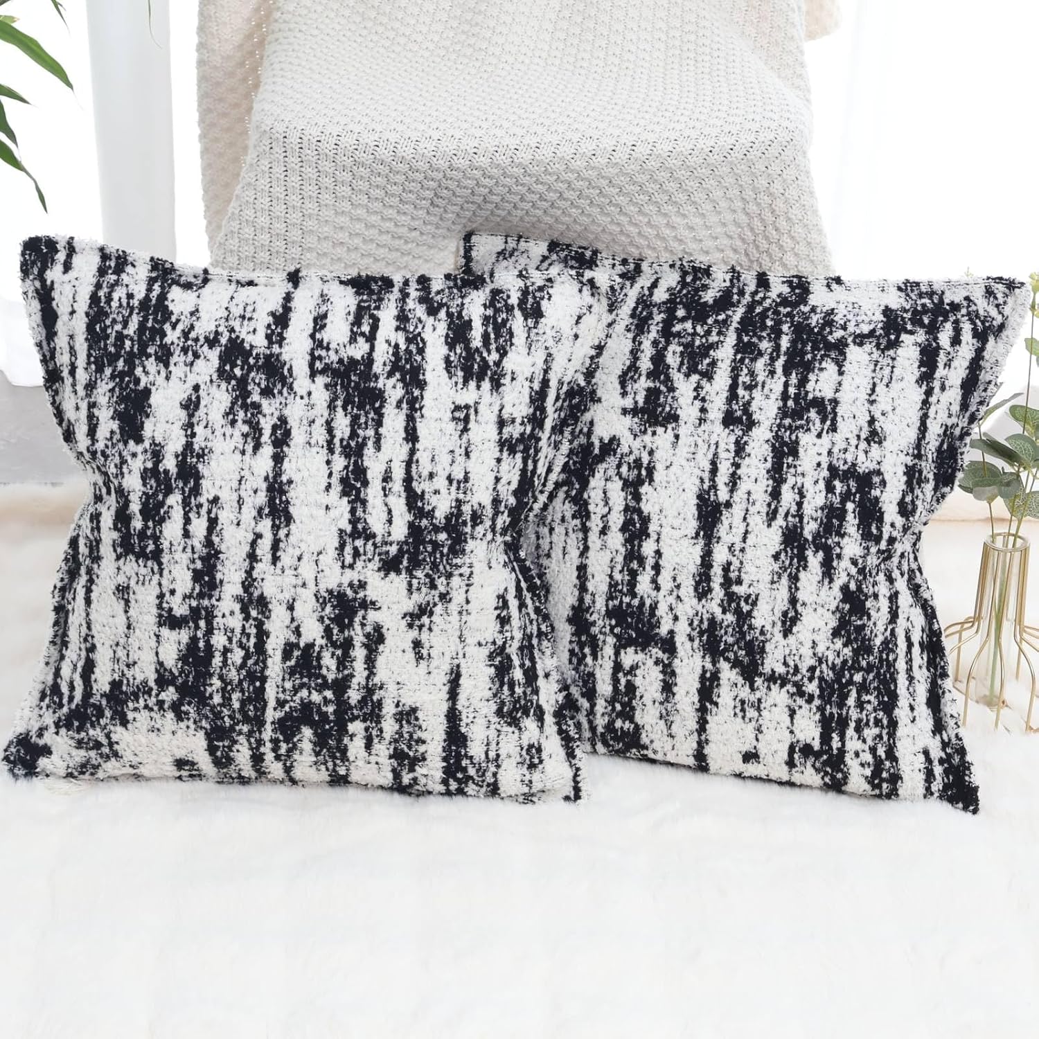 OYIMUA Black and White Fluffy Decorative Pillow Covers 18x18 Set of 2 | Soft Luxury Accent Throw Pillows for Living Room Couch Bed | Modern Boho Cushion Covers Farmhouse Pillow Cases