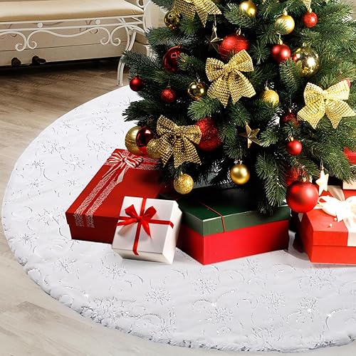 Falda de árbol de Navidad blanca, 48 pulgadas, falda de árbol con cuentas de copo de nieve de piel sintética de lujo para decoración de árbol de