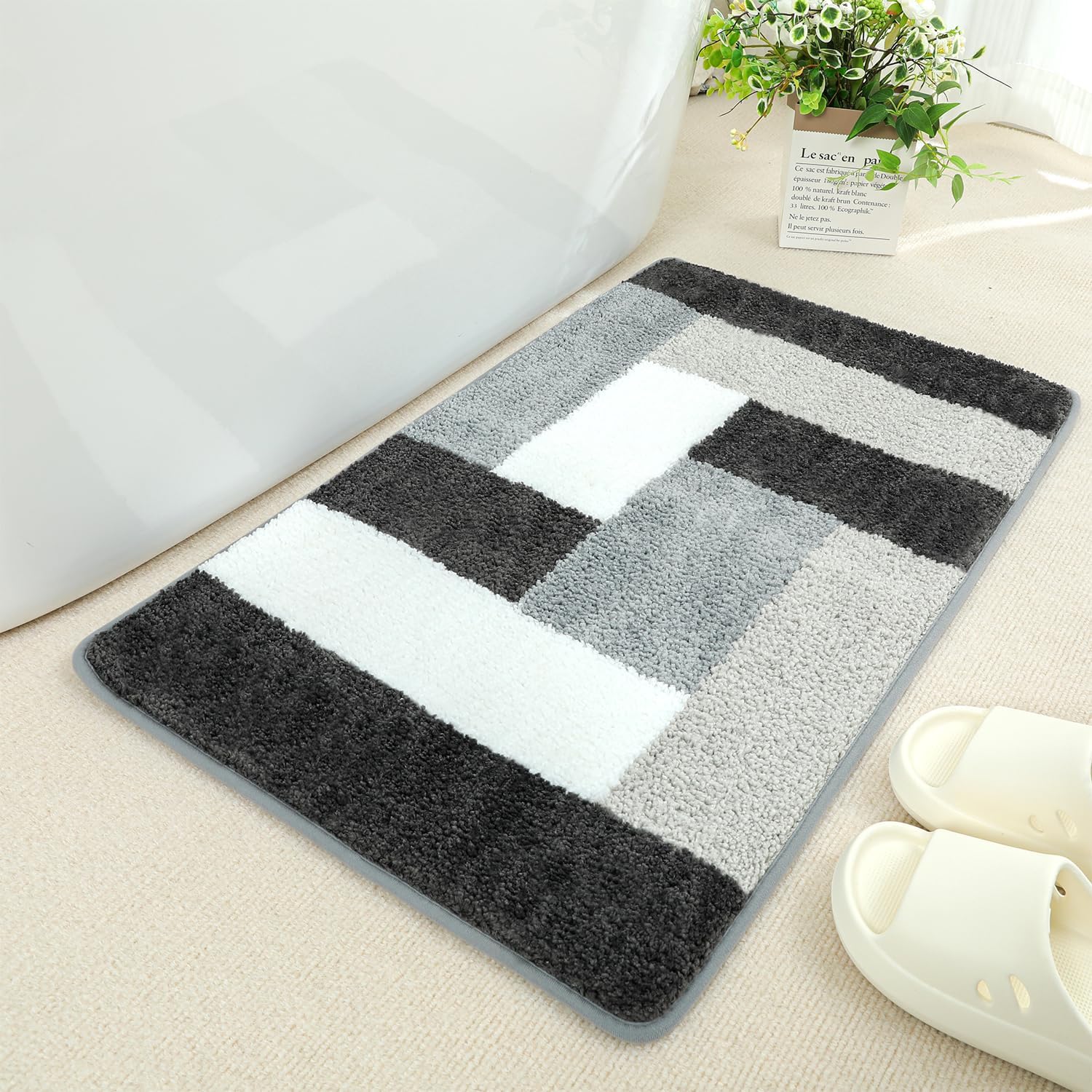 Striped Wavy Bath Mat - Super Absorbent, Soft and Thick, Rubber Backing Non-Slip, Machine Washable Shower Rug, Bath Mat, Bathroom Home Decor Accessories, 20"x31" (50x80cm)