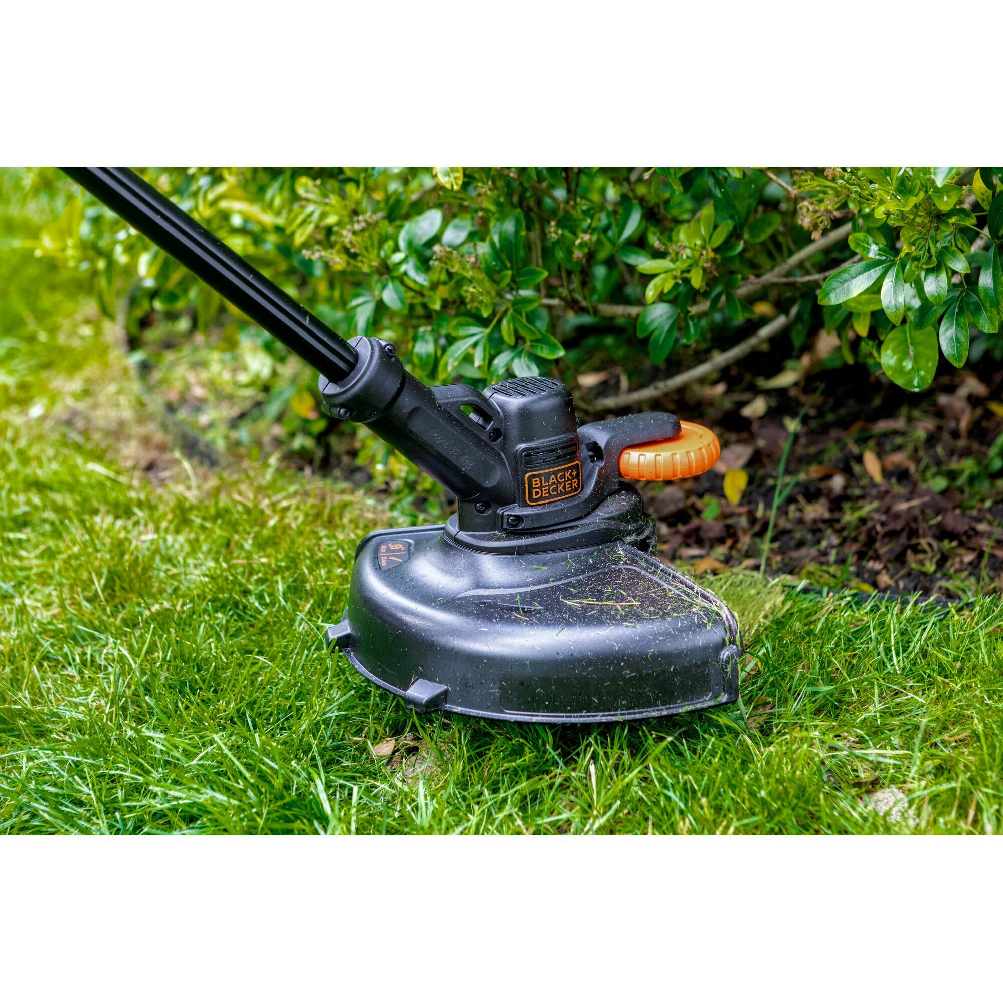 BLACK+DECKER BCST918D1 akumulatorowa podkaszarka do trawy 18 V (szerokość cięcia 28 cm, przedłużka żyłki AFS Reflex, regulowany uchwyt dwuręczny, z kołem prowadzącym, w zestawie: akumulator i