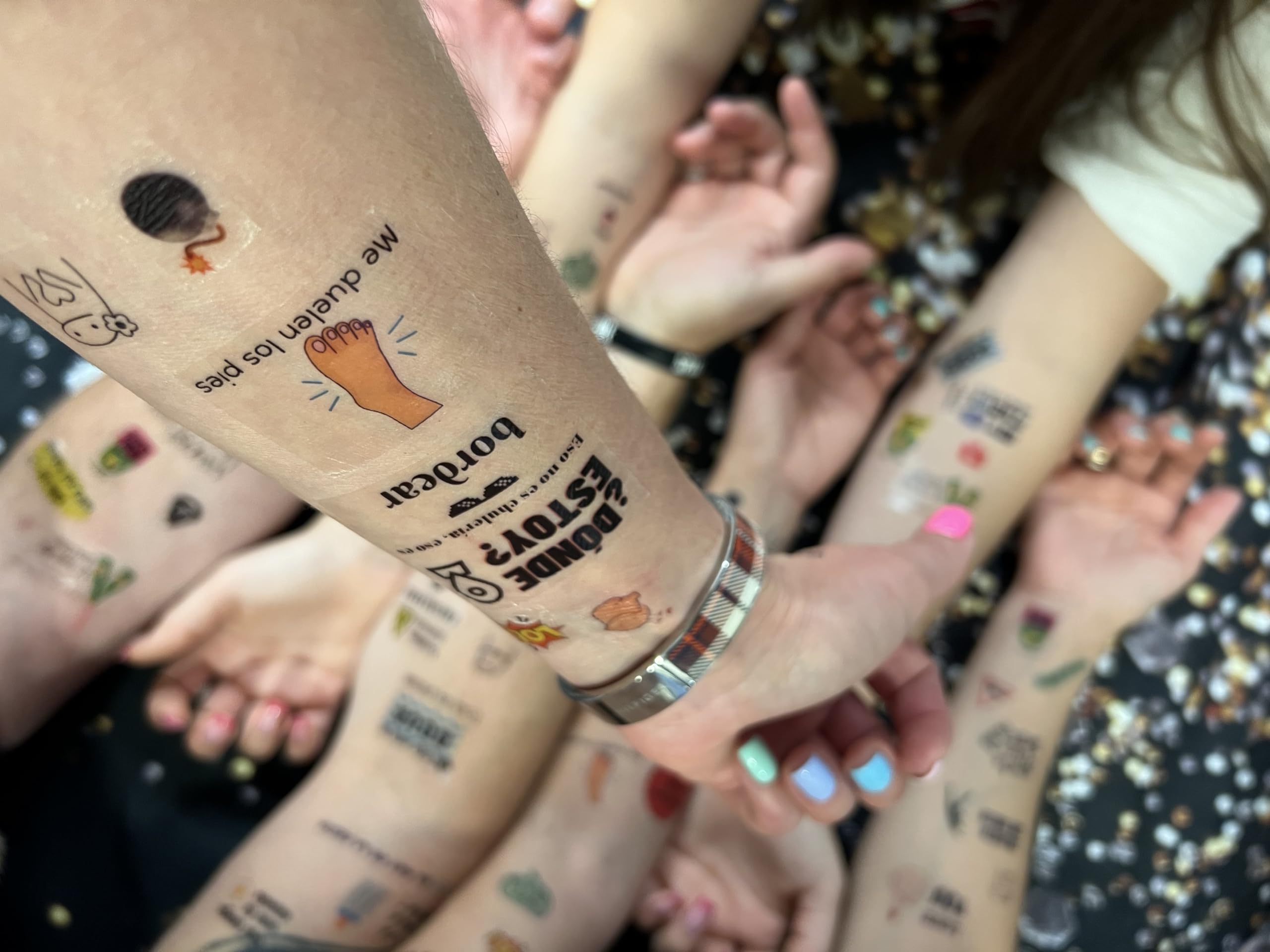 Uvimark | Tatuajes Temporales Fiesta | Más de 100 Calcomanías Divertidas | Calcomanías para Fiestas con Diseños Variados | Tatuajes Falsos Diversión