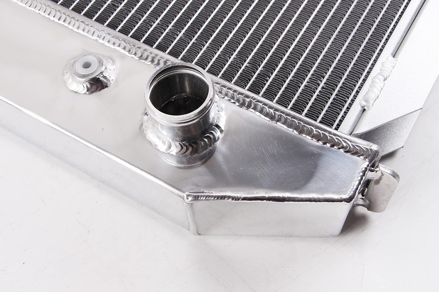 3 Row Aluminum Core Radiator For 1969-1973 Ford Mustang/Fairline/Torino Cougar Mark IV Models., 20inch H x 31 5/8inch W