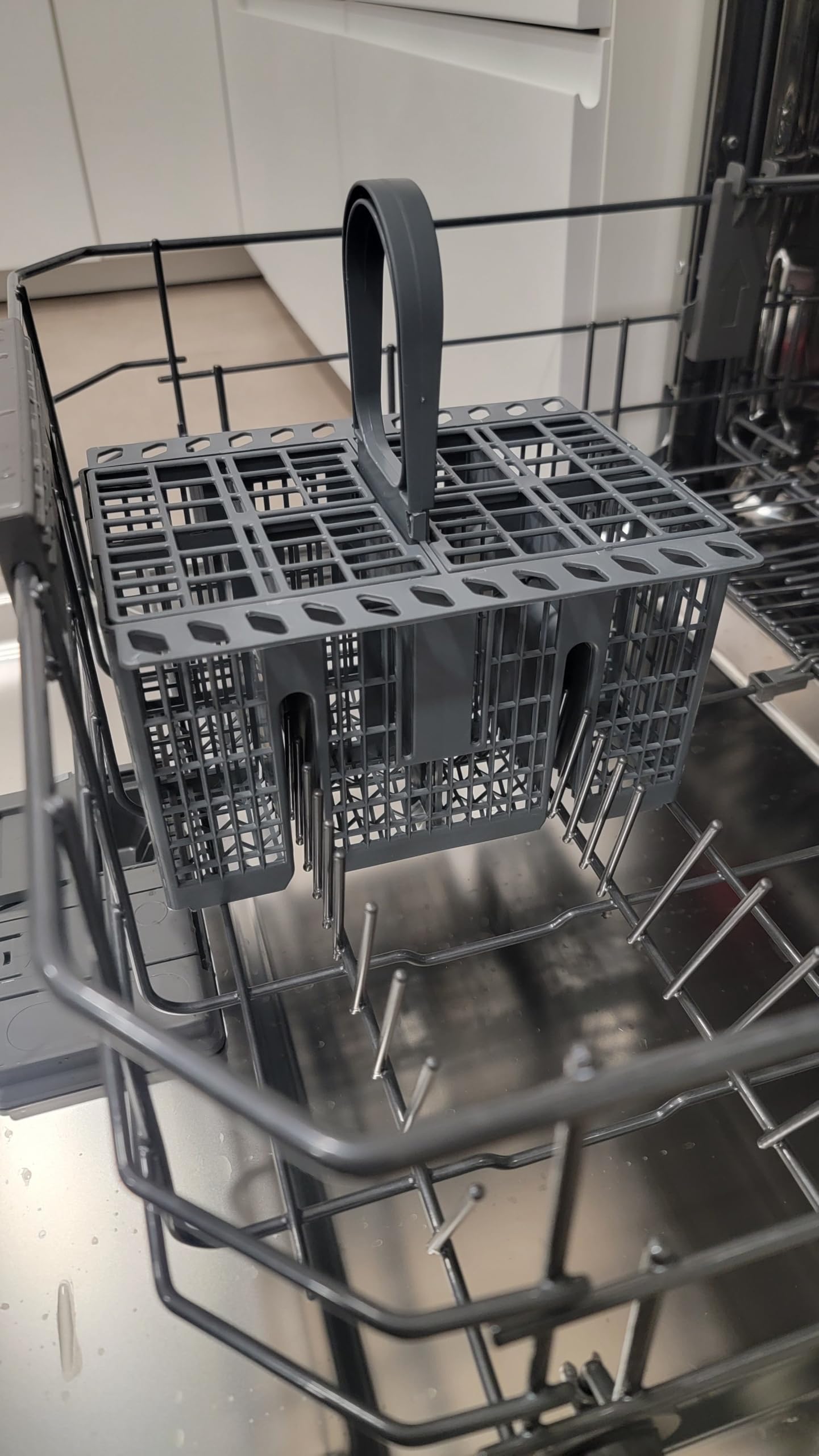 Kosz na sztućce Medium Basic do zmywarek Indesit