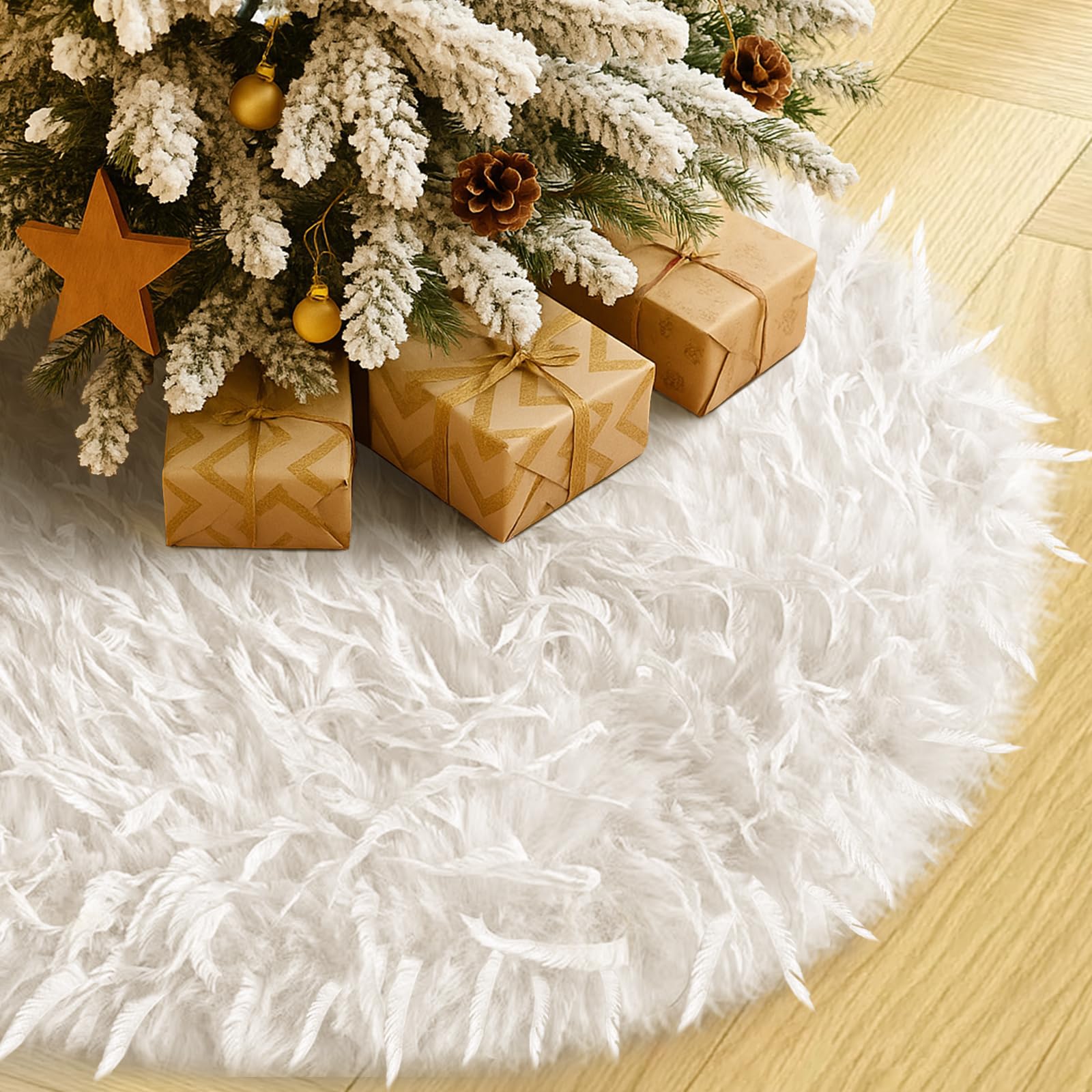 Amidaky White Tree Skirts 24 Inches Snow Plush Christmas Tree Skirt Thick Fluffy Faux Fur Xmas Tree Mat for Xmas Tree Decorations and Ornaments