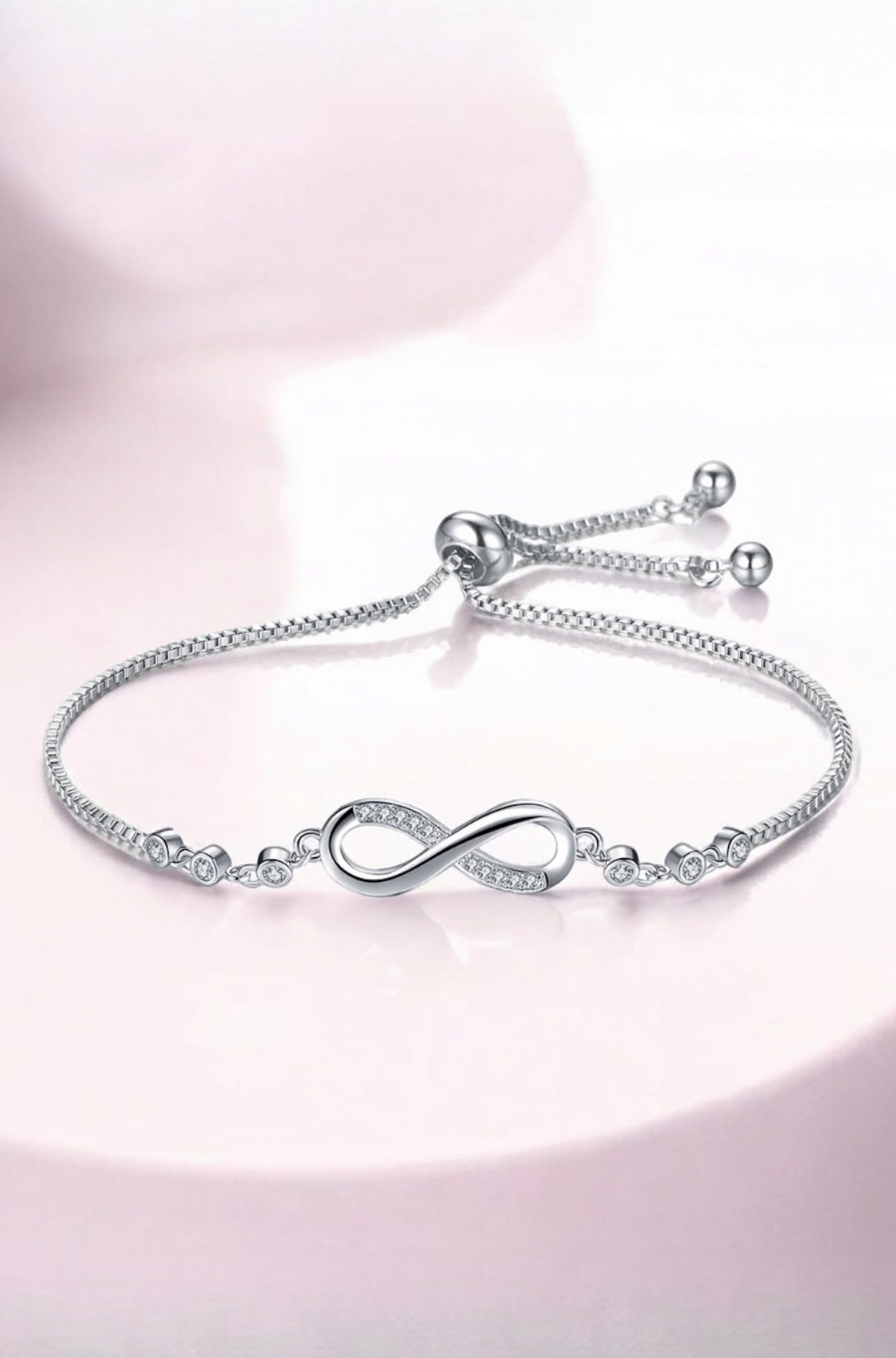 Infinity Shape Cubic Zirconia Diamond Bracelet for Women Jewelry for Gift, Adjustable Charm Bracelet