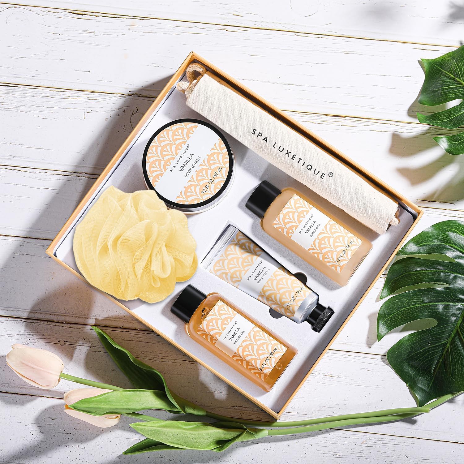 SPA LUXETIQUE Set de Regalo de Baño para Mujer - Set de cuidado con aroma de vainilla con gel de ducha tamaño viaje, loción corporal, baño de burbujas, crema de manos, bolsa de lino con cordón