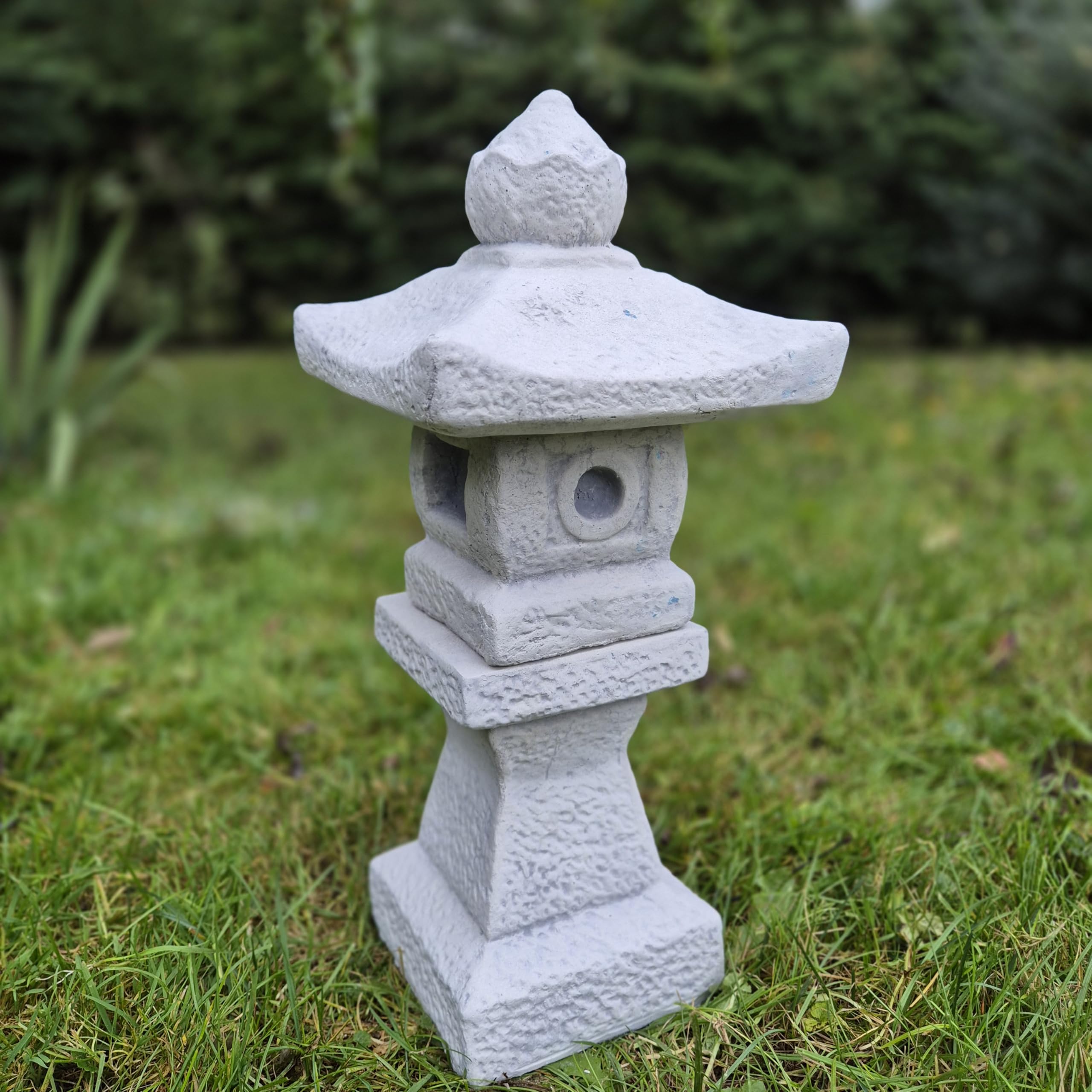 FABRIQ Pagode japonaise toro en pierre – 37 cm, lanterne peinte à la main, figurine résistante aux intempéries – Décoration extérieure