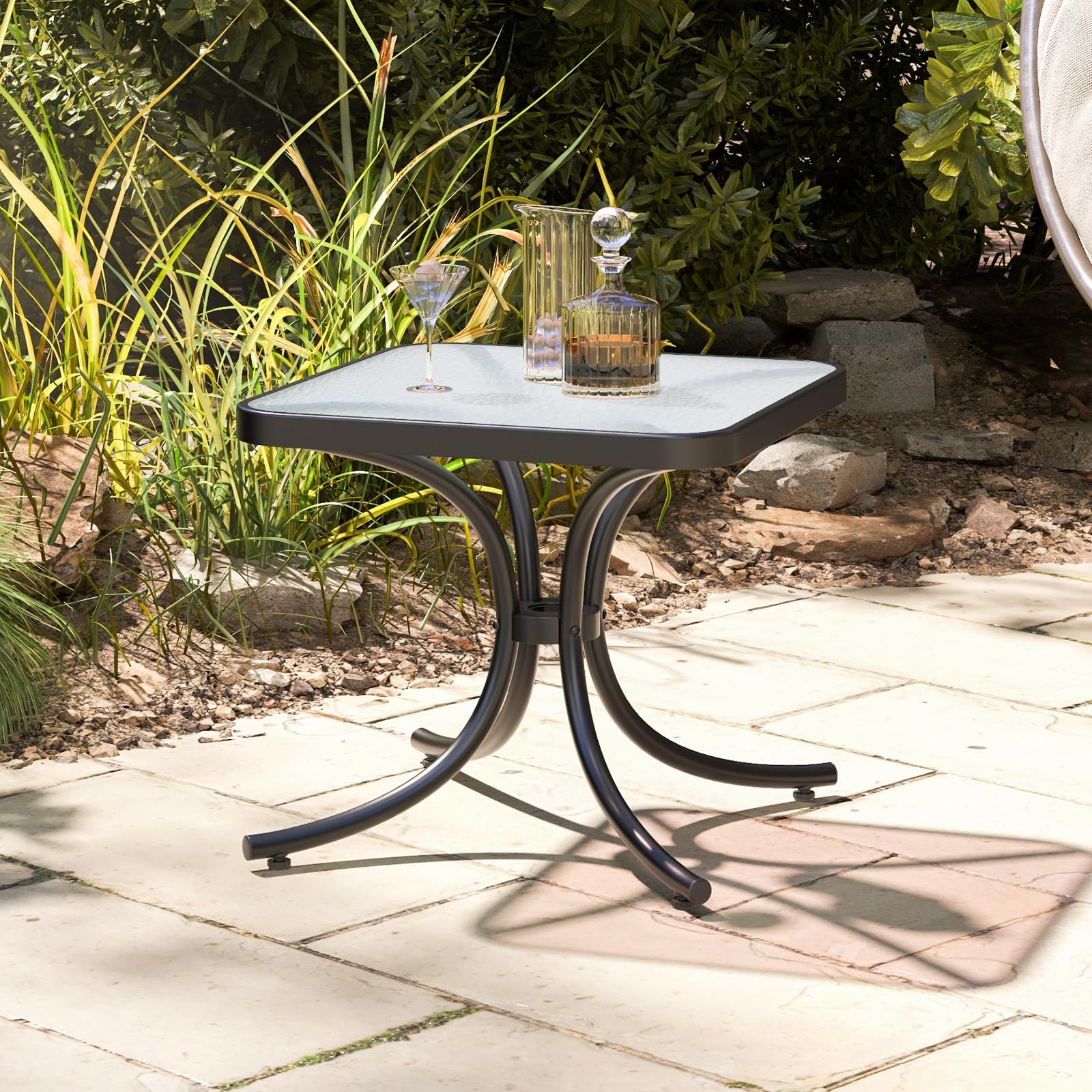 GIANTEX Tavolino da Giardino 50 cm, Tavolino Quadrato con Piano in Vetro Temperato, Struttura Metallica Resistente, Tavolino da Caffè da Esterno per Giardino, Balcone, Piscina, Nero