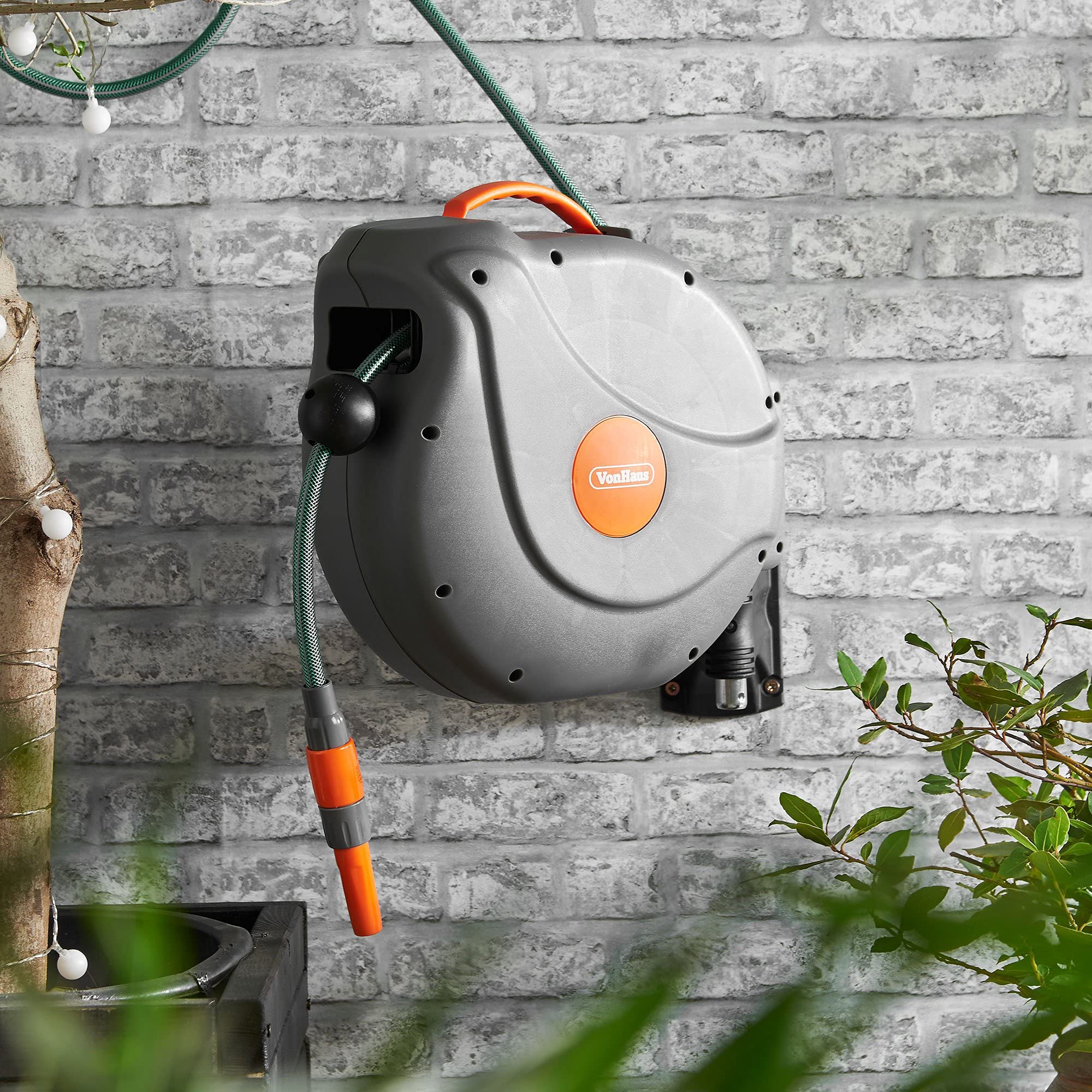 VonHaus Hose Reel 20m Wall Mounted Hose Reel for Garden Retractable