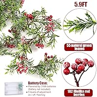 Vista 2 de Guirnalda de luces artificiales de Navidad de 5.9 pies con 162 bayas rojas nevadas, 55 hojas verdes, 20 luces LED, funciona