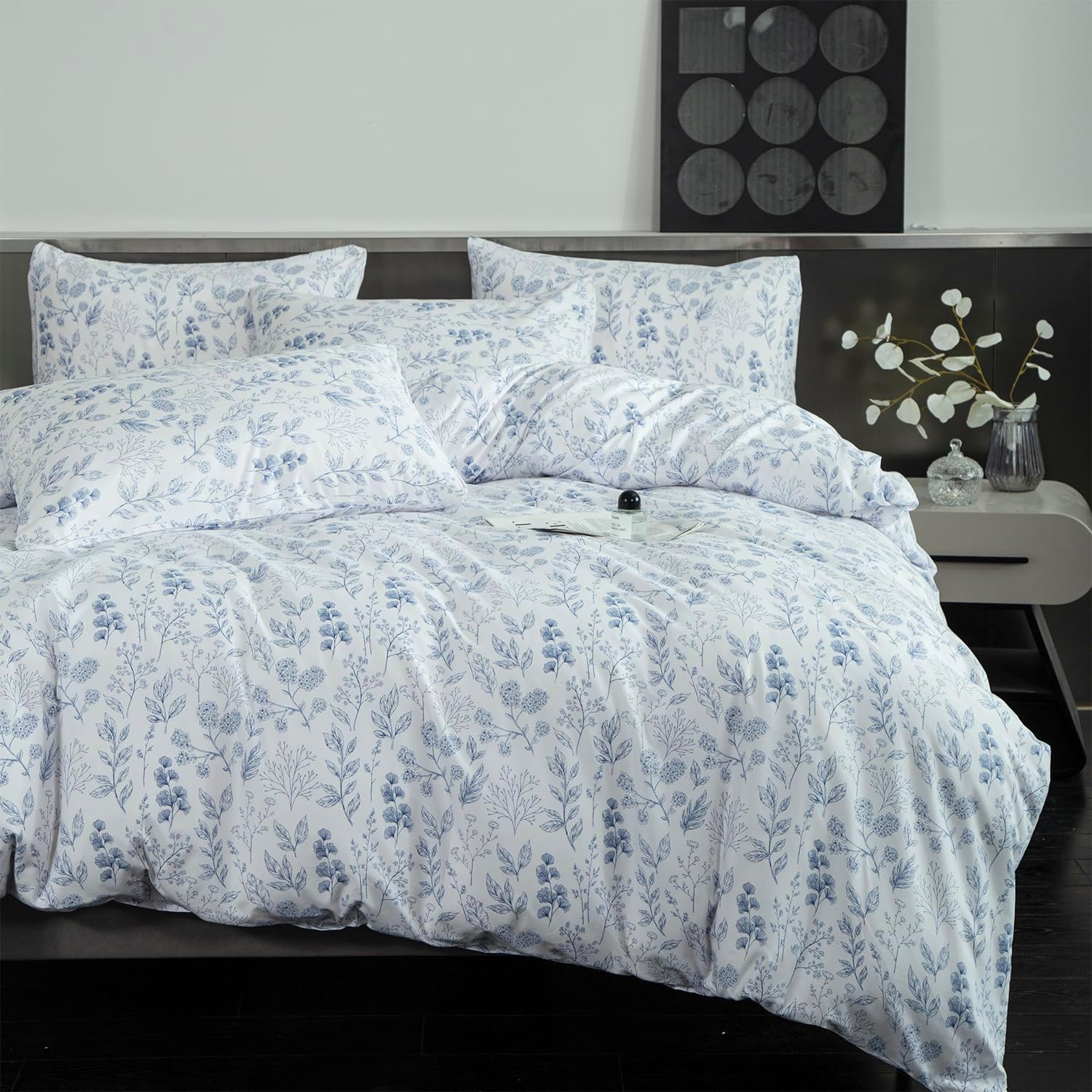 Jane yre Floral King Duvet Cover Brushed Microfiber 3 Pieces Floral Bedding Set Garden Style Blue Floral Pattern Flower Duvet Cover King with Zipper Closure Luxury Soft Breathable Comfy - Image 2