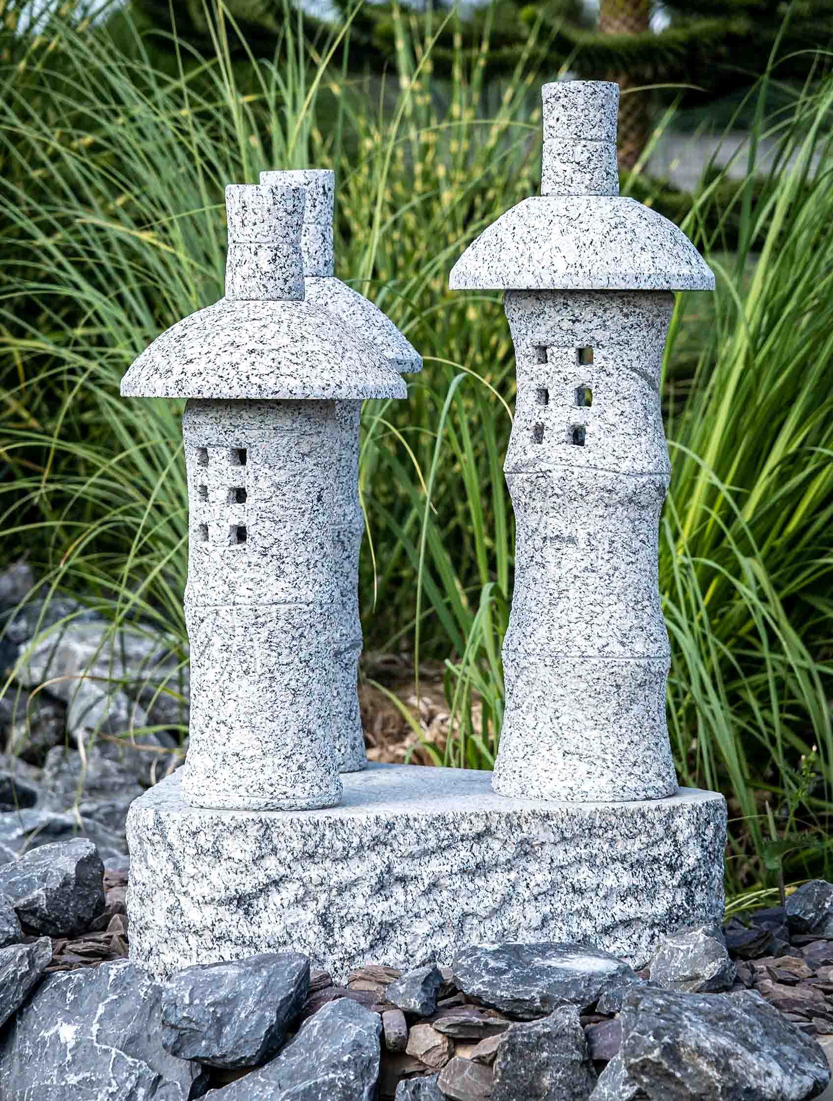 IDYL Lampion granitowy Fuji 3-krotny domek bambusowy | odporny na mróz | wysokość 85 cm | szary | ręczne wykonanie | azjatycka dekoracja do ogrodu – stawu – jako oświetlenie drogi | nadaje się do oświetlenia