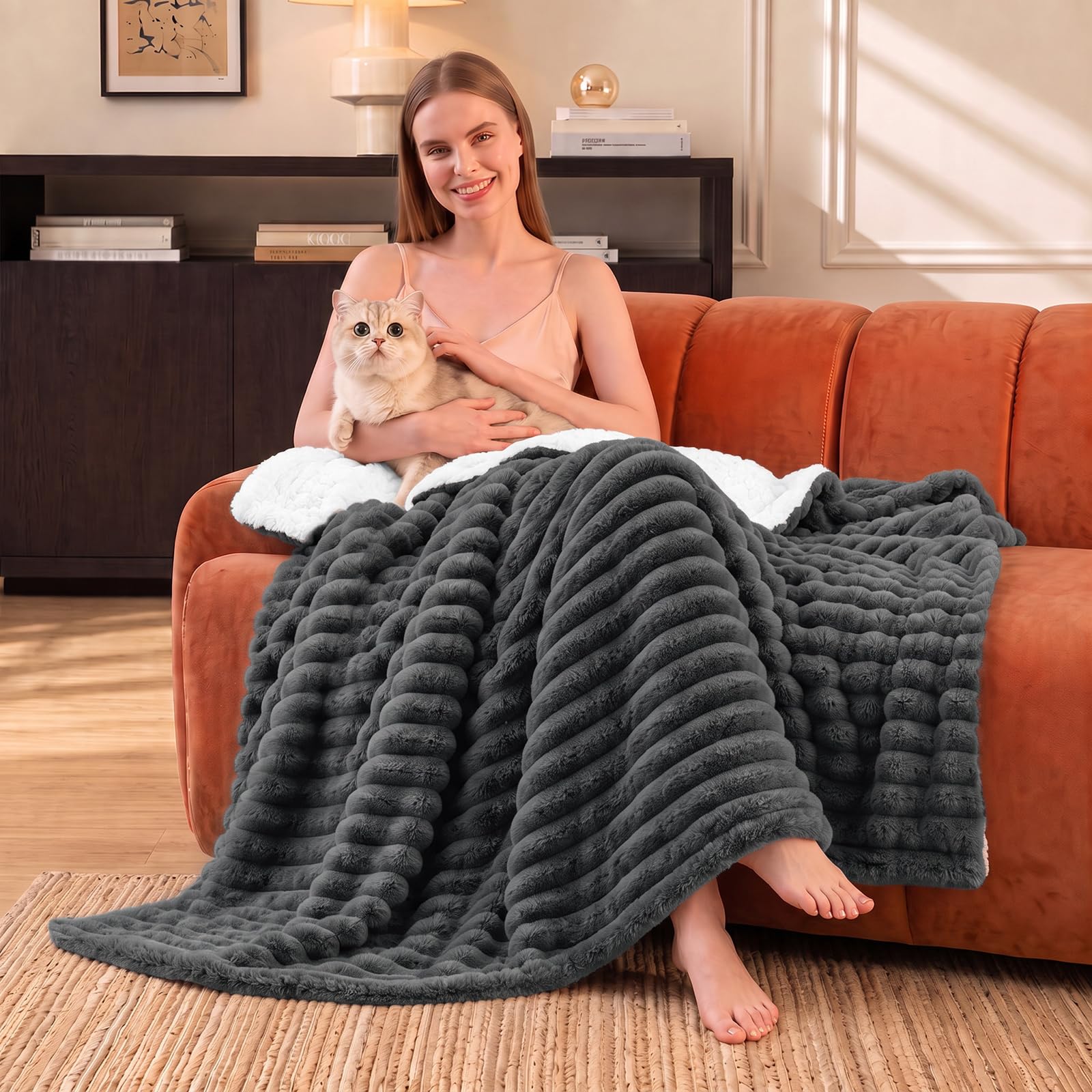 WAVVE Plaid Polaire Couverture 150x200 cm Gris | Double‑Face Flanelle Côtelée et Sherpa, Épais, Douce et Chaude, Moelleux pour Canapé et Lit
