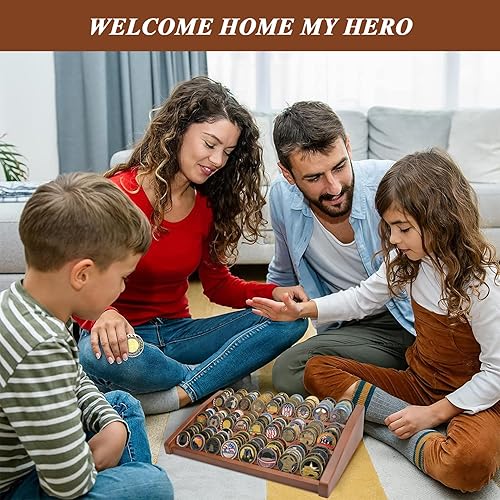 Miniatura 7 de DecoWoodo Estuche de exhibición de monedas de desafío militar, soporte de monedas de madera de 12 filas con capacidad para 100 monedas, soporte de