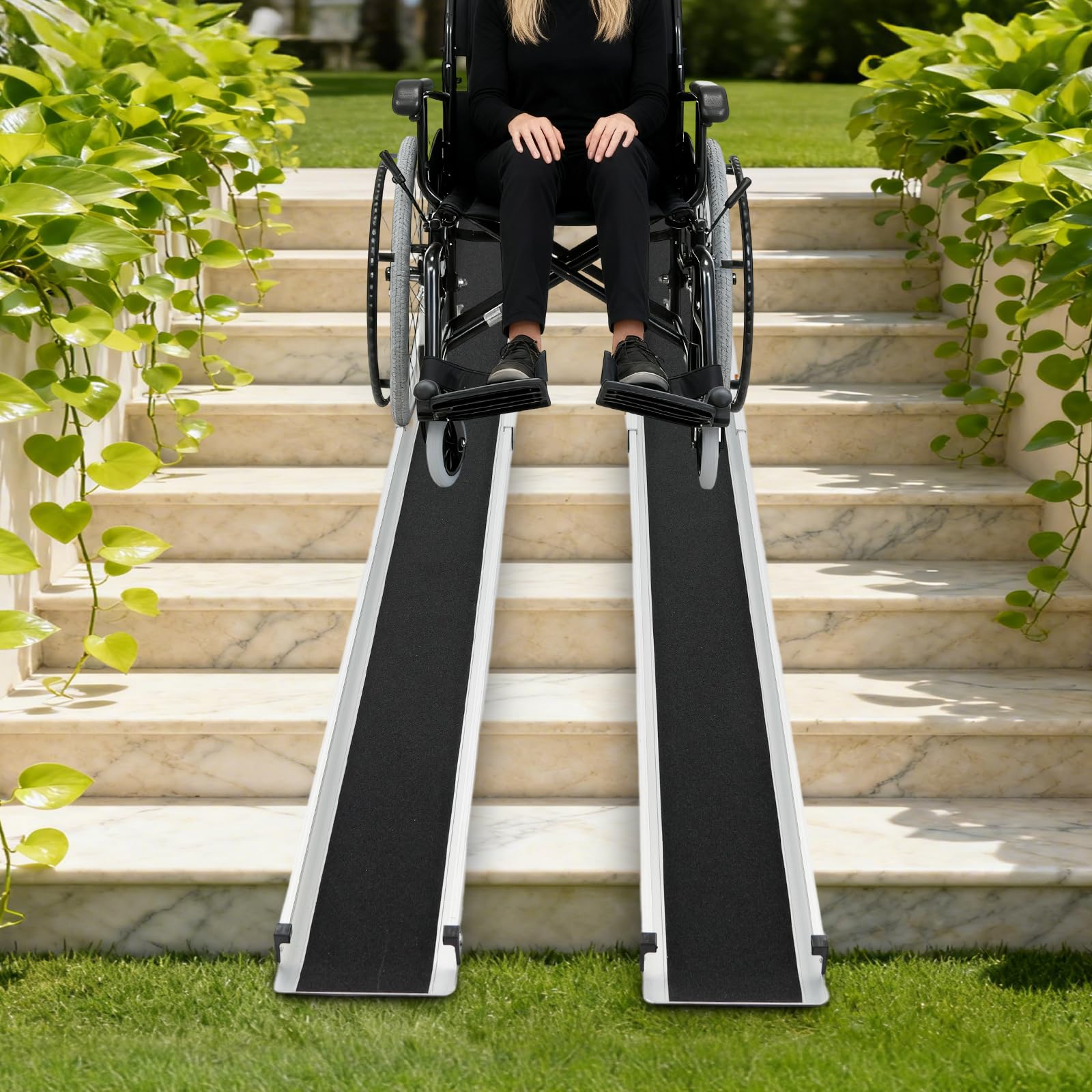 Rampa para silla de ruedas (2 unidades, 244 cm, aluminio, con bolsa de almacenamiento, rampas telescópicas ajustables, hasta 300 kg), color plateado
