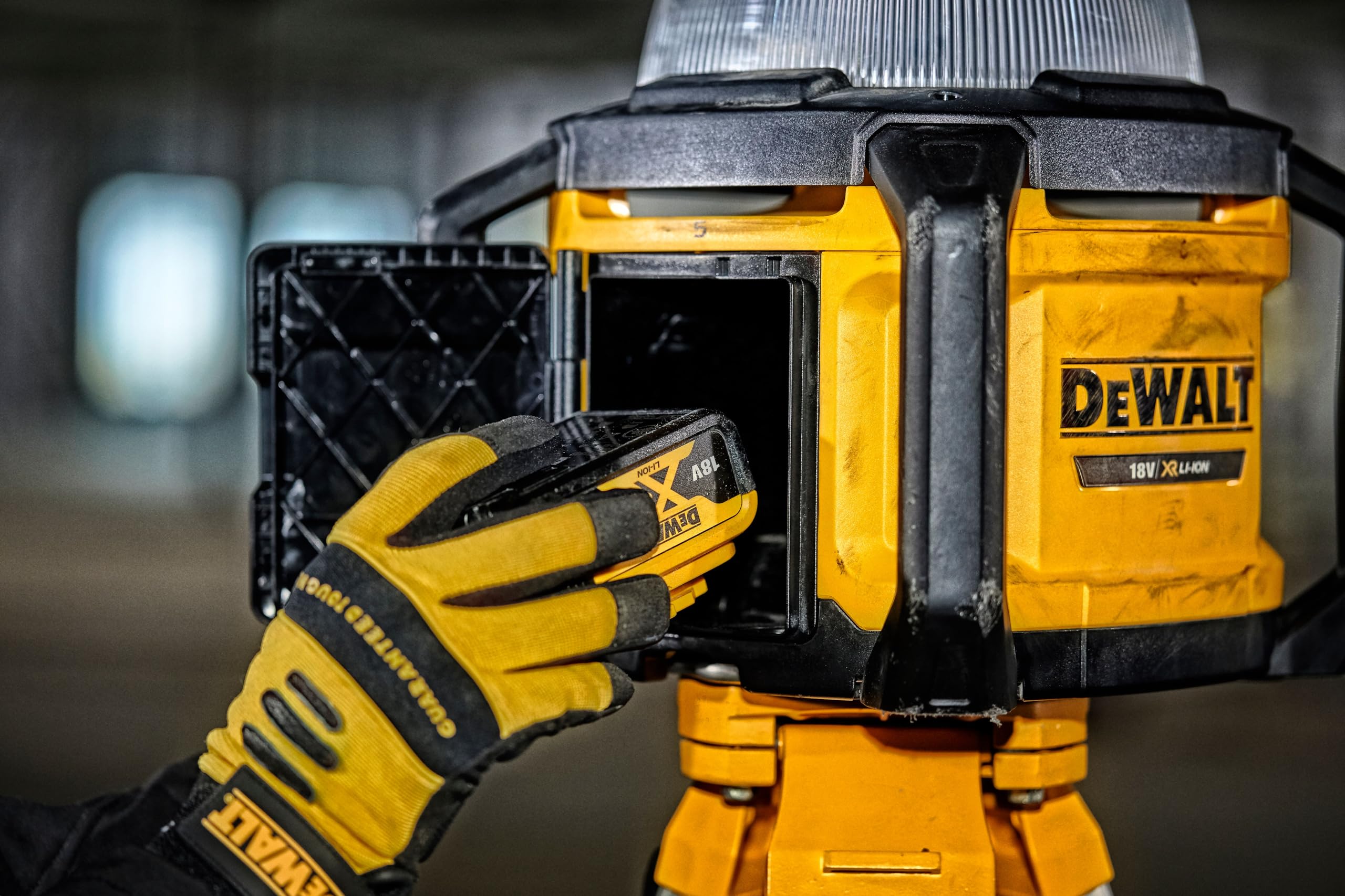 Wiertarka Kątowa 54V Wersja Body Karton DCD470N DeWalt