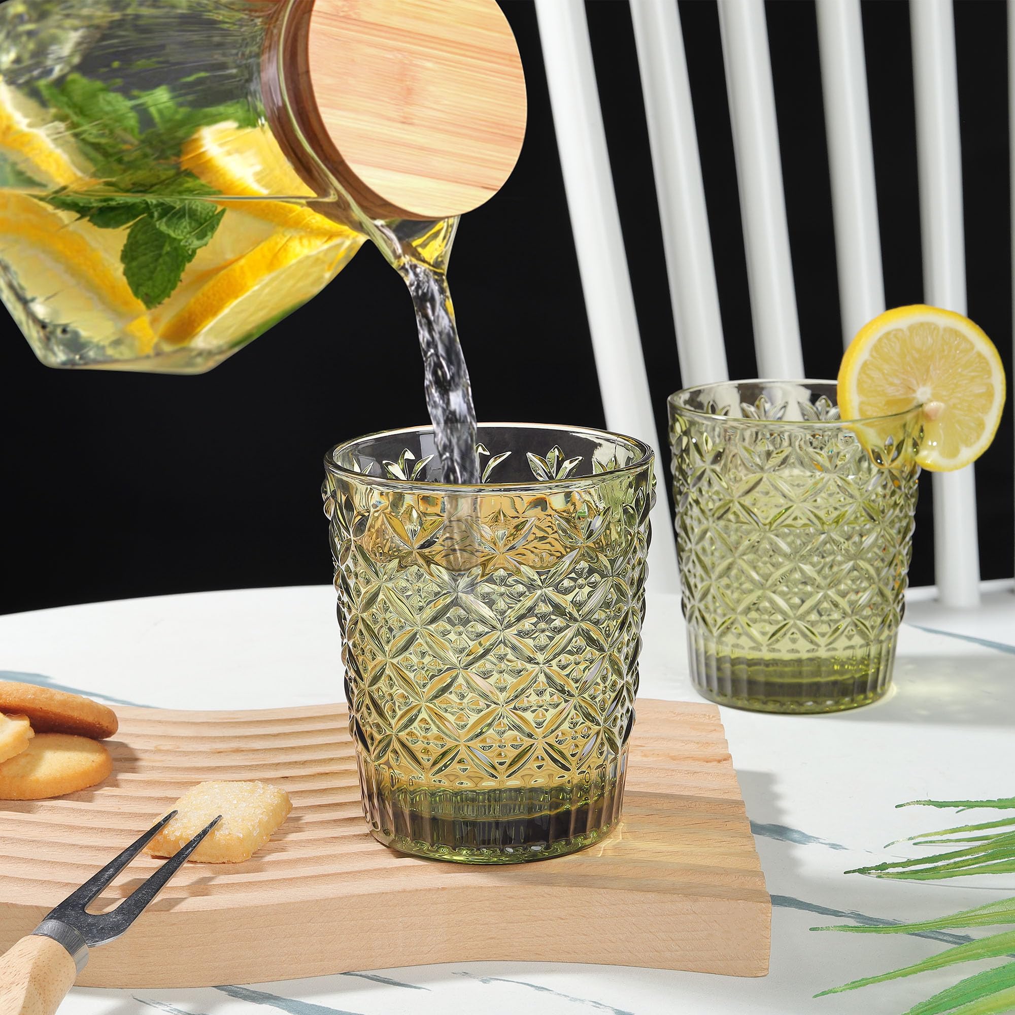 Joeyan 32cl Bicchieri da Acqua in Vetro Colorati, Set di 6 Verde Tumbler Basso con Quadretti Caramella Rilievo, Design Moderni, Idea Regalo Per Matrimoni, Feste e Casa Nuova, Lavabile in Lavastoviglie