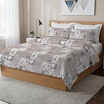 PENSIERI DELICATI Parure Copripiumino Matrimoniale 100% Cotone, Completo di Sacco 250x200cm e 2 Federe 52x82cm, Made in Italy, Copripiumino Lavabile In Lavatrice A 40°, Fantasia Alpi Beige