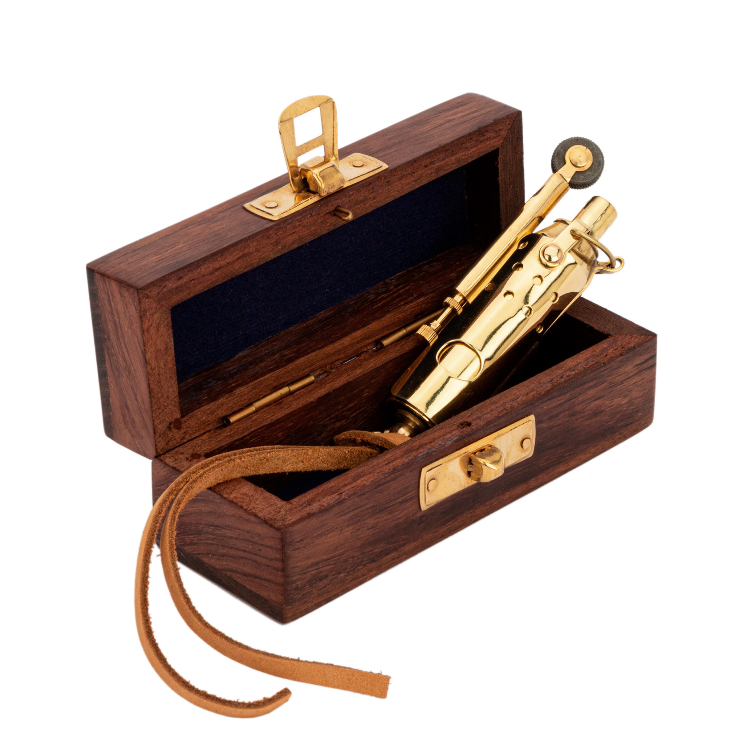 Encendedor Storm Brass retro NKlaus: el complemento vintage ideal para tus viajes y rutas