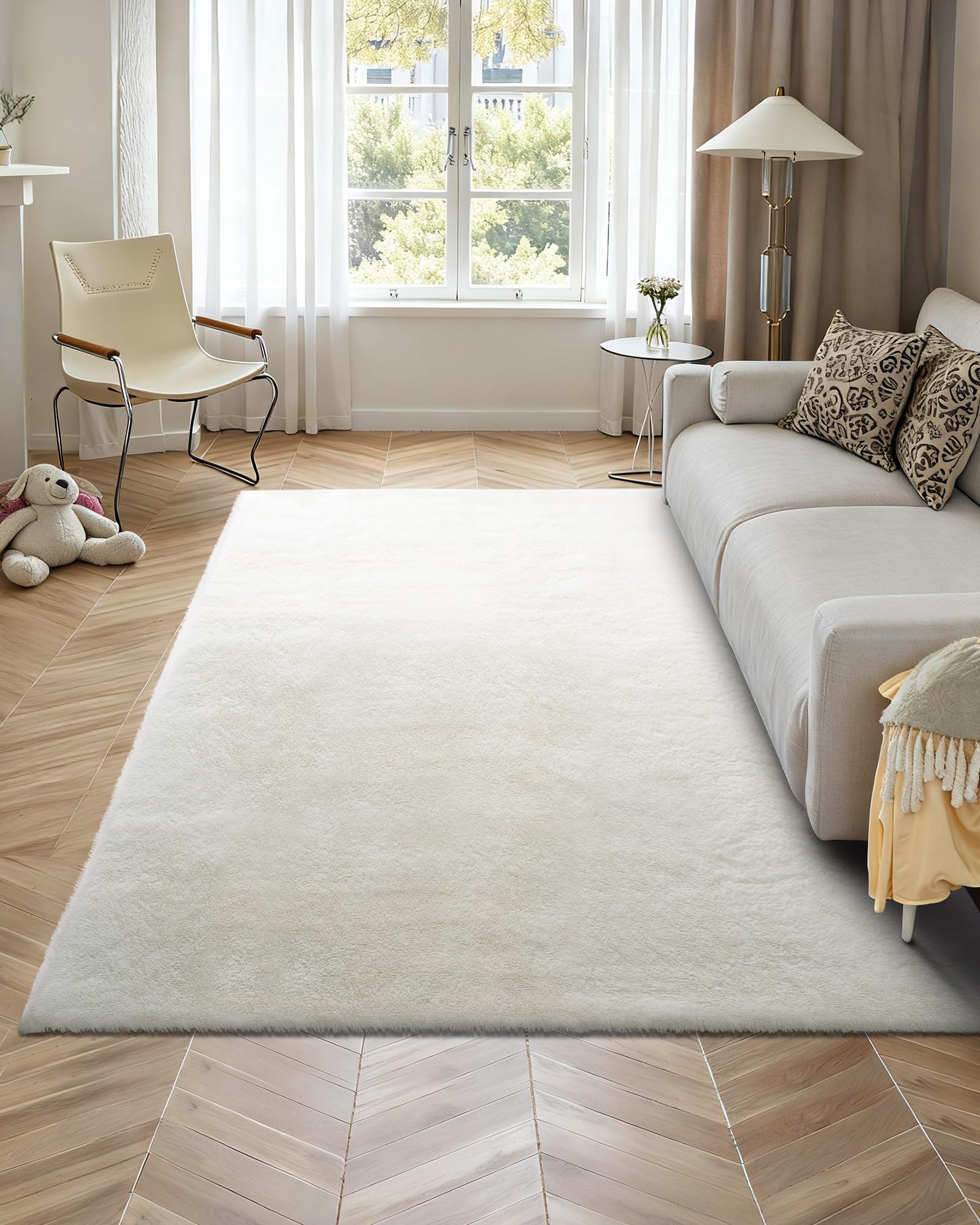 VEVOR Tapis Salon Chambre Poil Long 2,44 x 3,05 m Tapis Moderne de Décoration Intérieur Rectangulaire Antidérapant Peluche Moelleux Doux Épais Non Tissé pour Salon, Chambre à Coucher, Blanc Ivoire