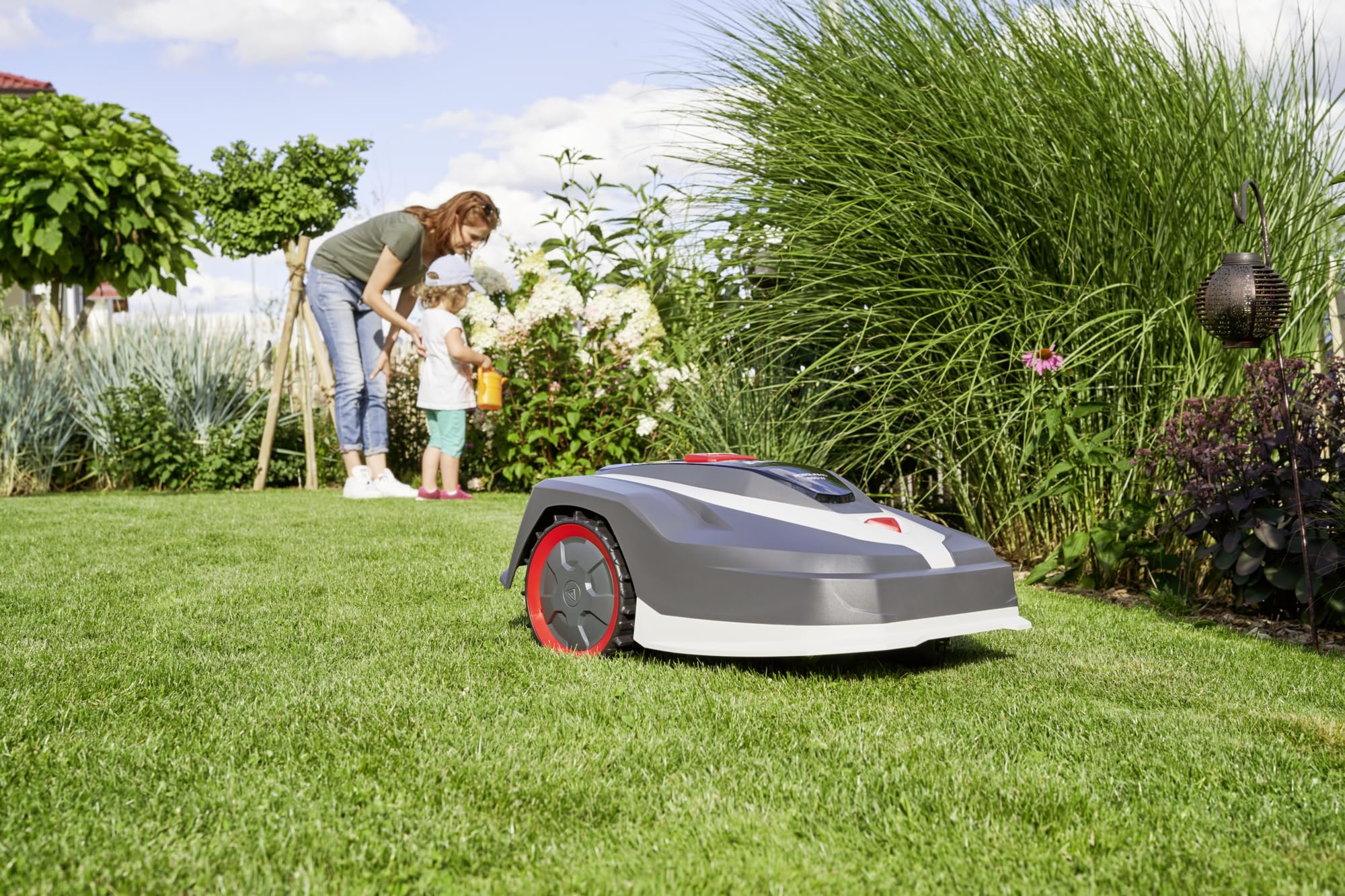 AL-KO Robot cortacésped Robolinho® 550 W, Ancho de Corte 20 cm, batería de Iones de Litio de 20 V/2,5 Ah, para Superficies de hasta 550 m², Capacidad de Ascenso máx. 45%, Muy silencioso 60 dbA