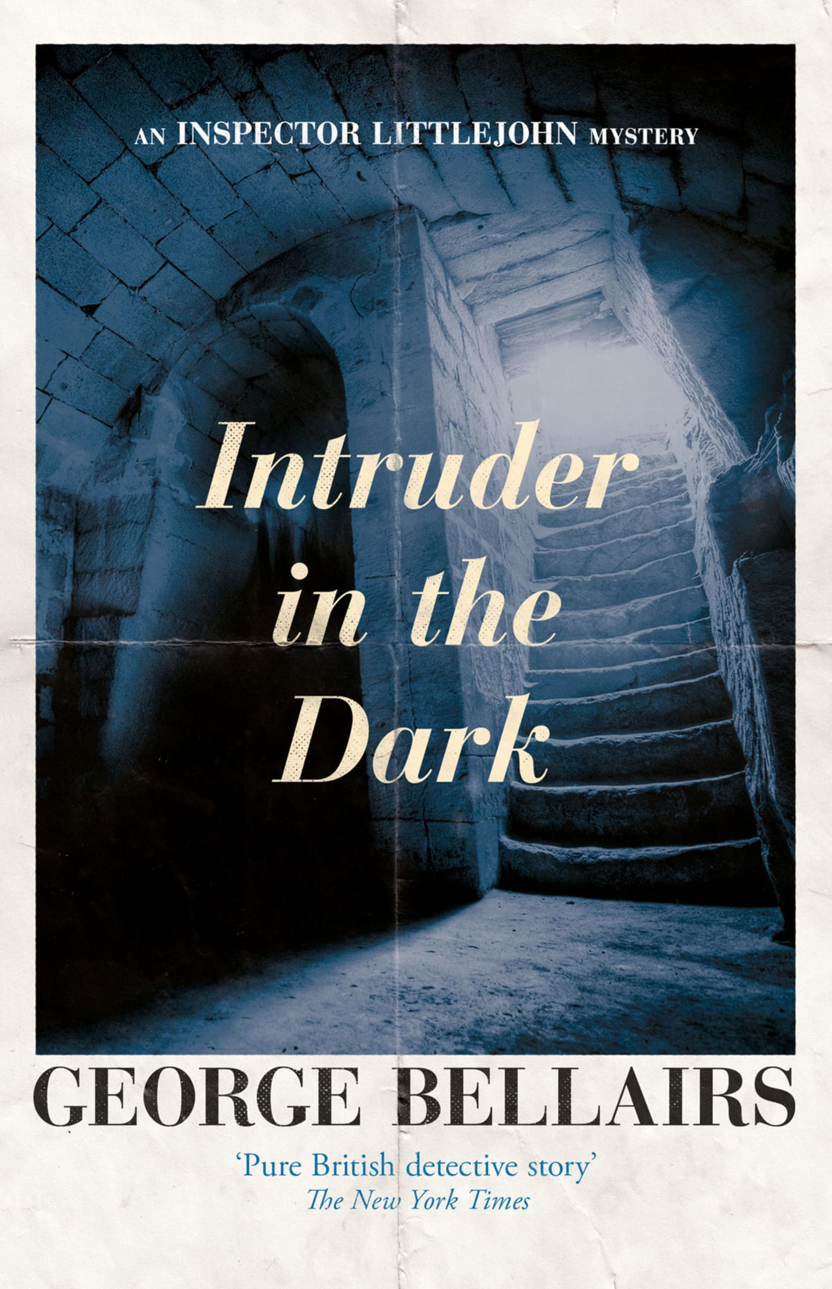 Intruder in the Dark: Volume 25 (The Inspector Littlejohn Mysteries)